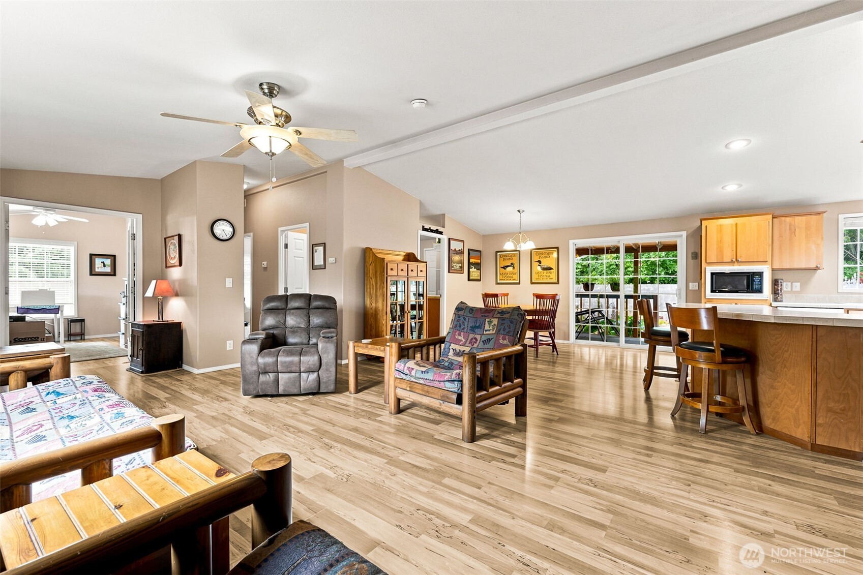 700 Island Circle Property Photo 11