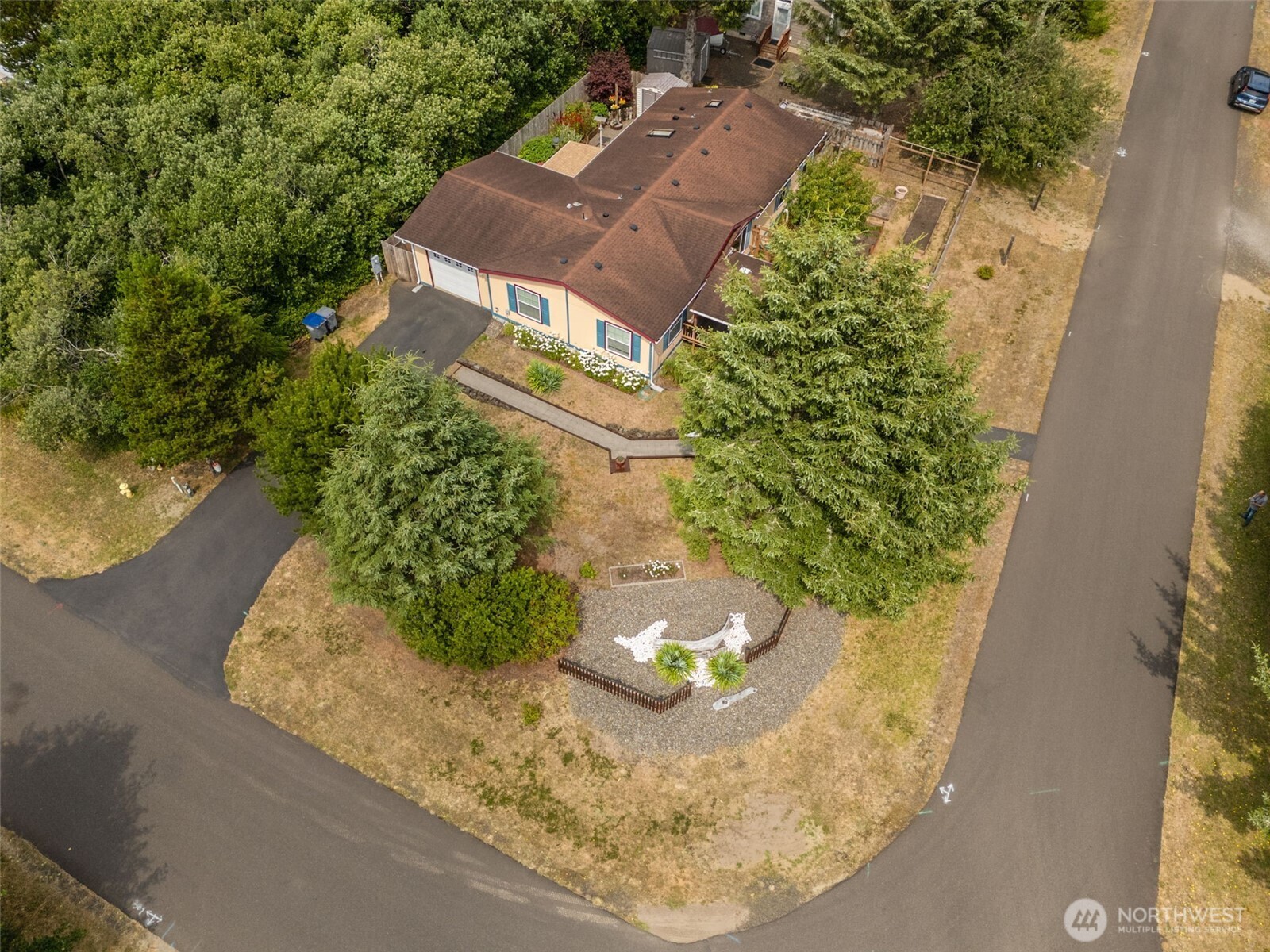 700 Island Circle Property Photo 33