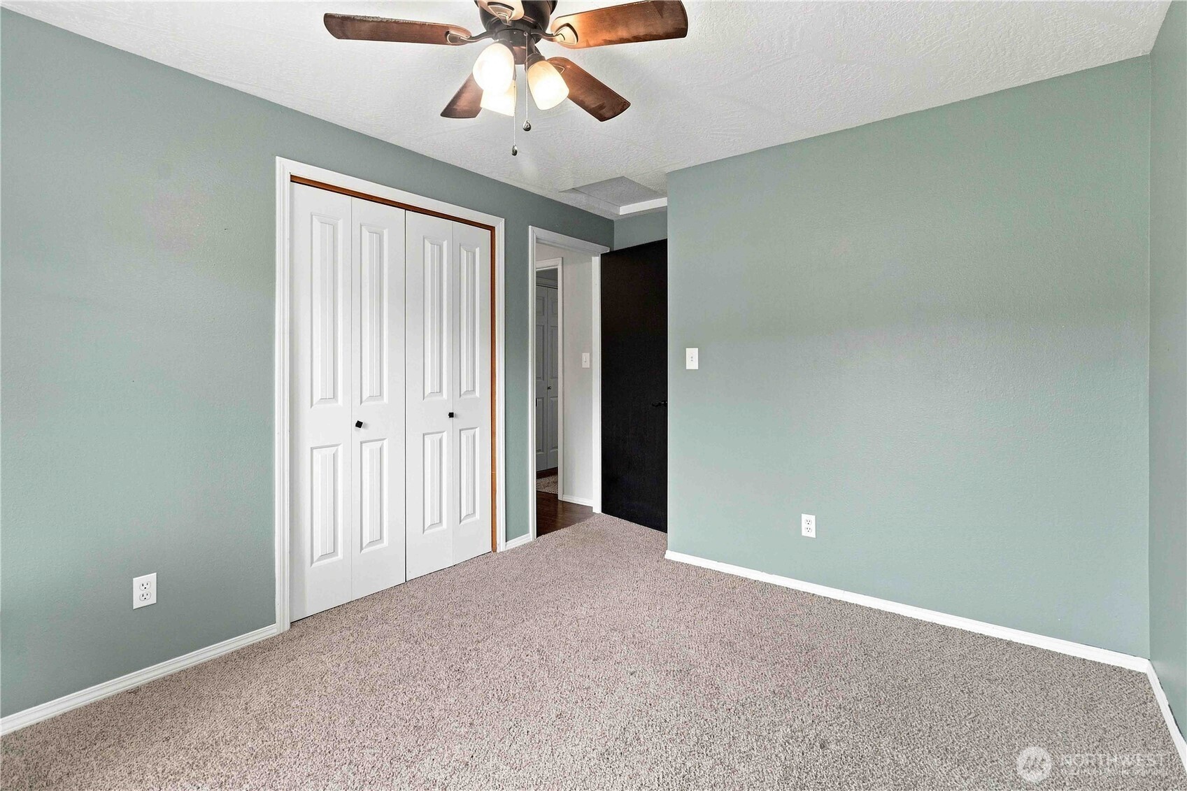 236 Sparks Drive Property Photo 21
