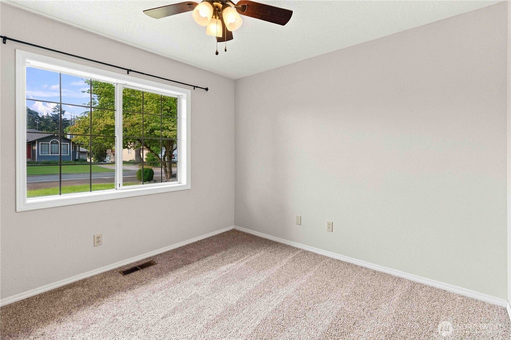236 Sparks Drive Property Photo 23