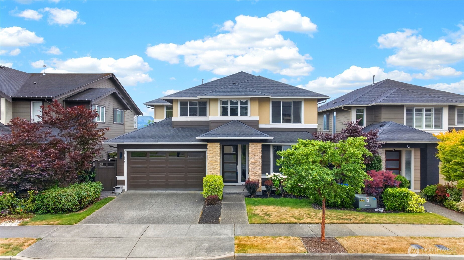 19824 137 Street Property Photo 2