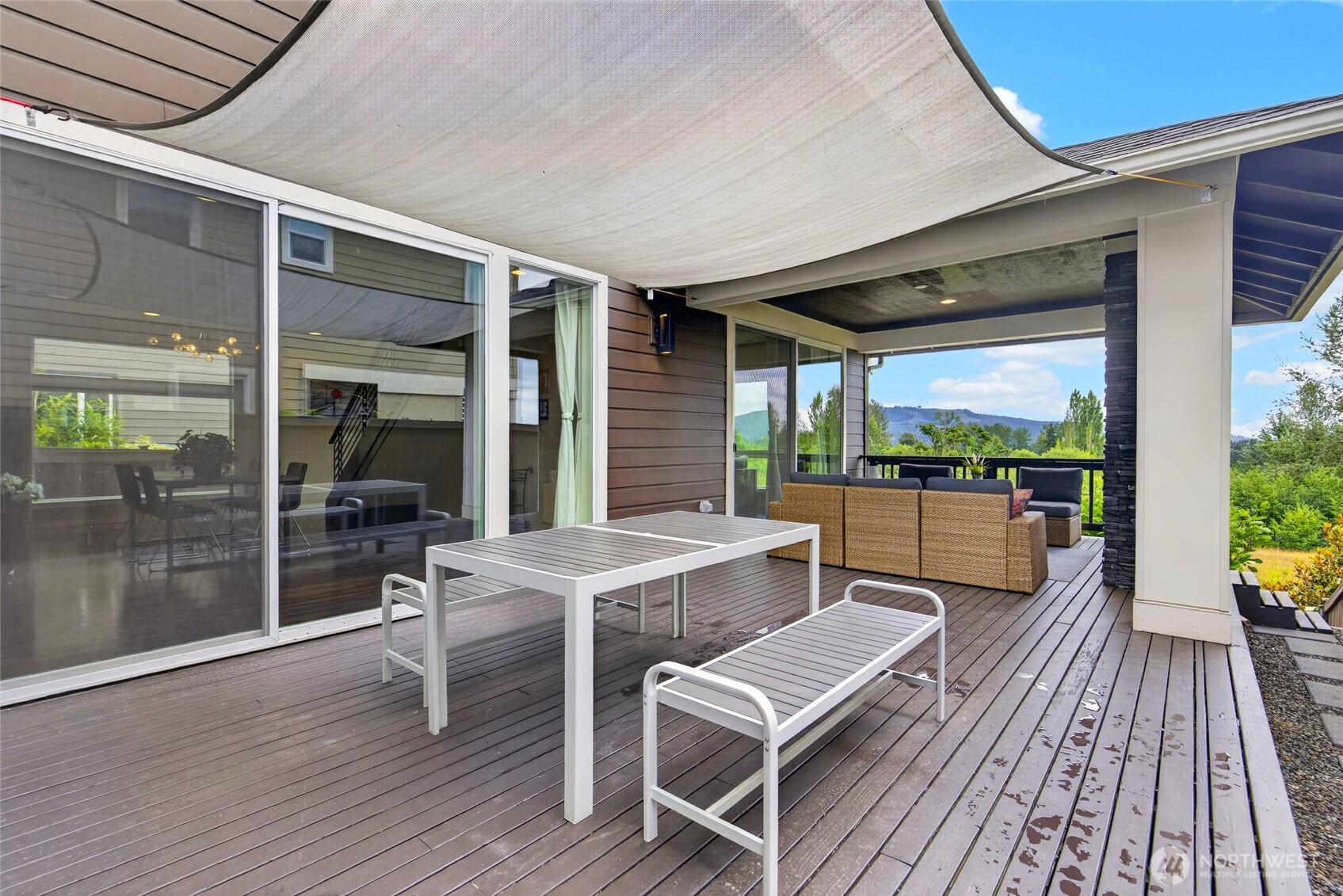 19824 137 Street Property Photo 35