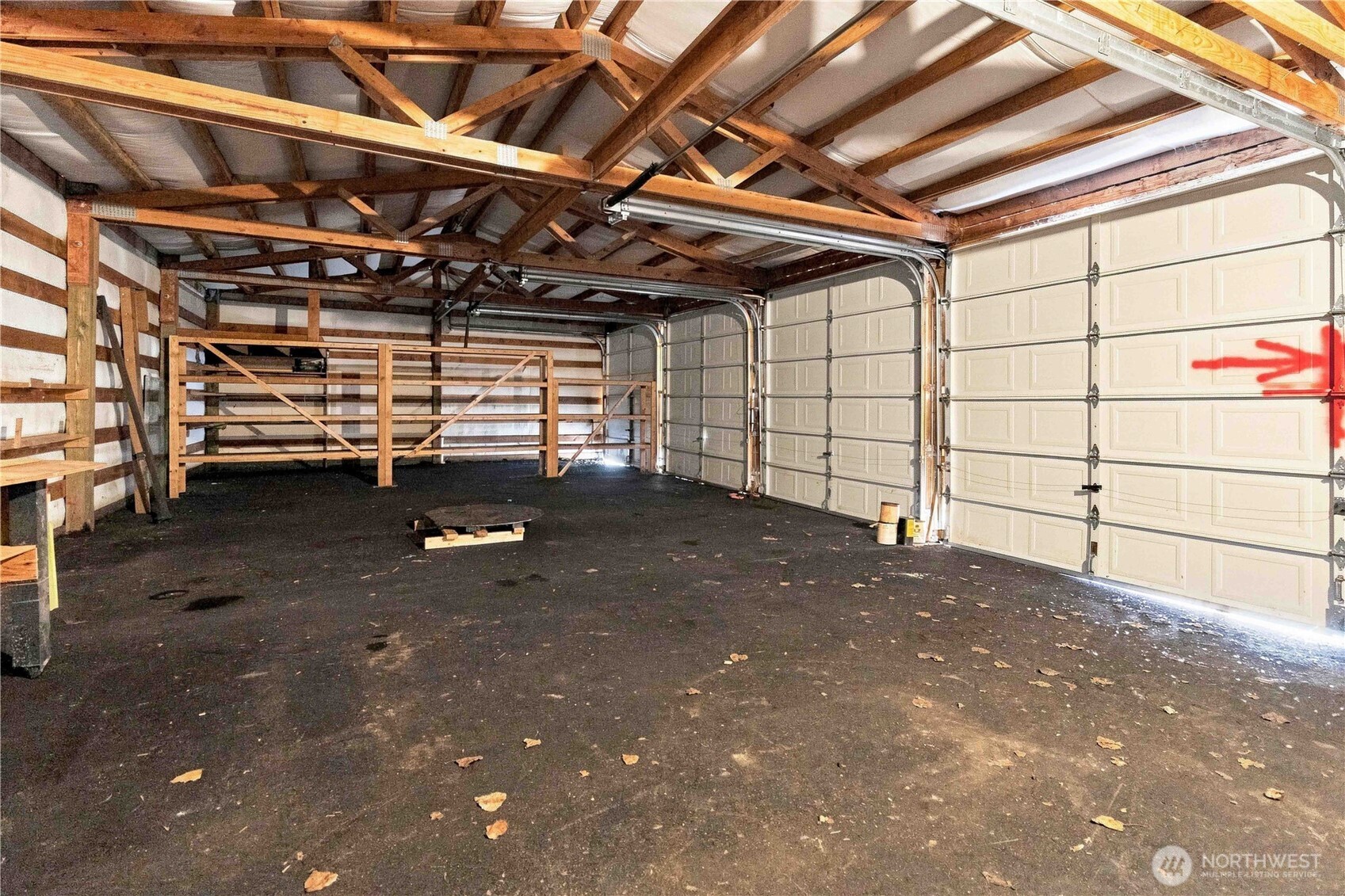 2500 Harris Street Property Photo 15