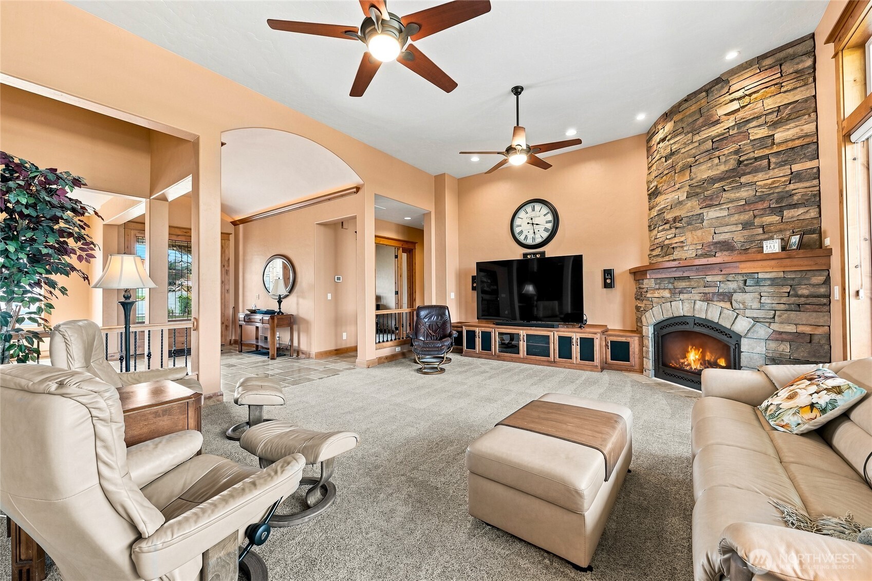 16905 135th Avenue Ct Property Photo 5