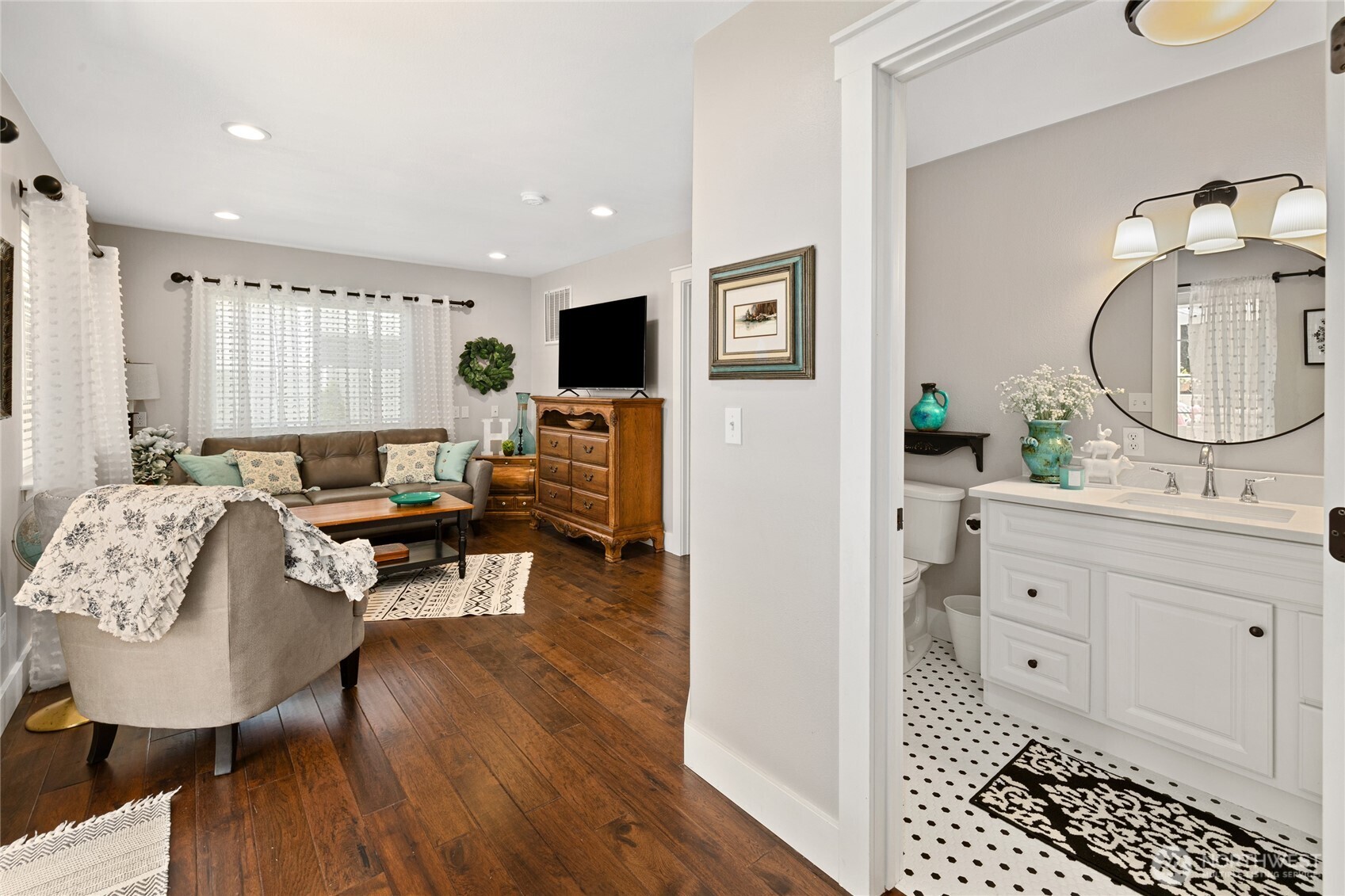 1403 N Thayer Avenue Property Photo 23