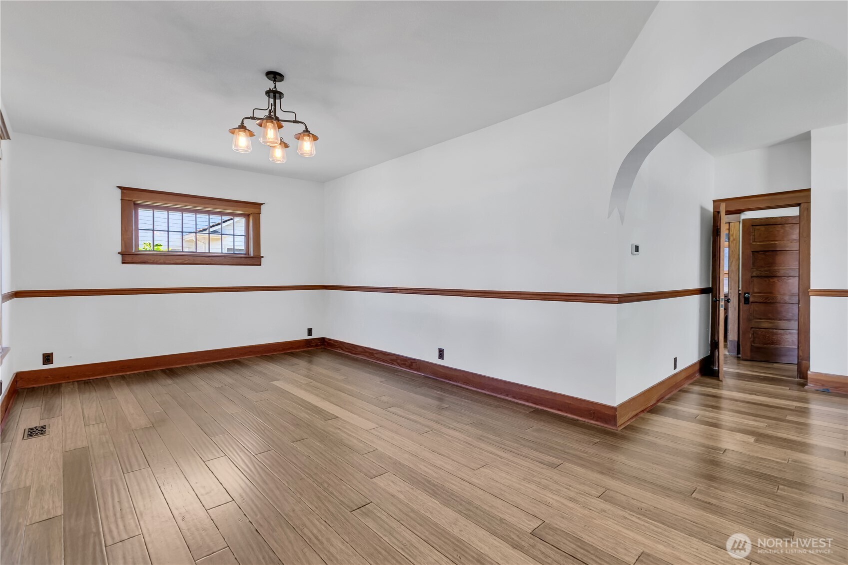 401 Varner Avenue Property Photo 3