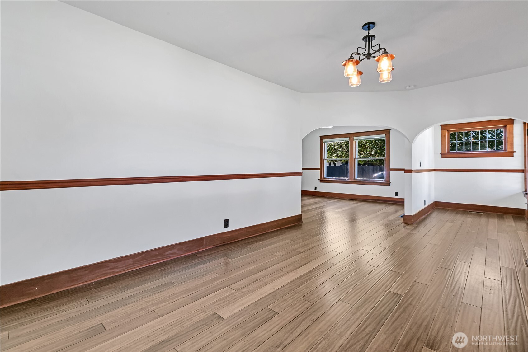 401 Varner Avenue Property Photo 4