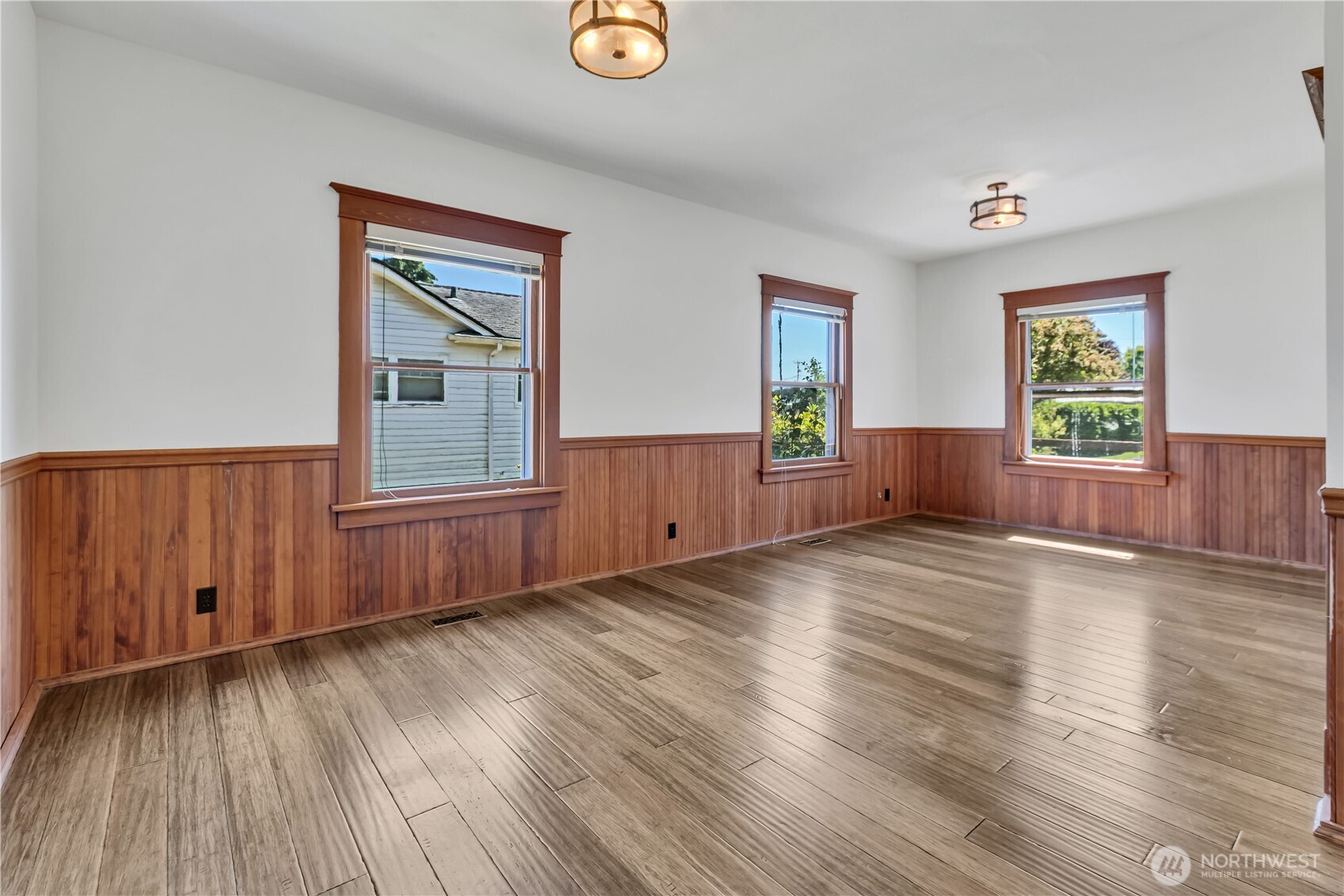 401 Varner Avenue Property Photo 12