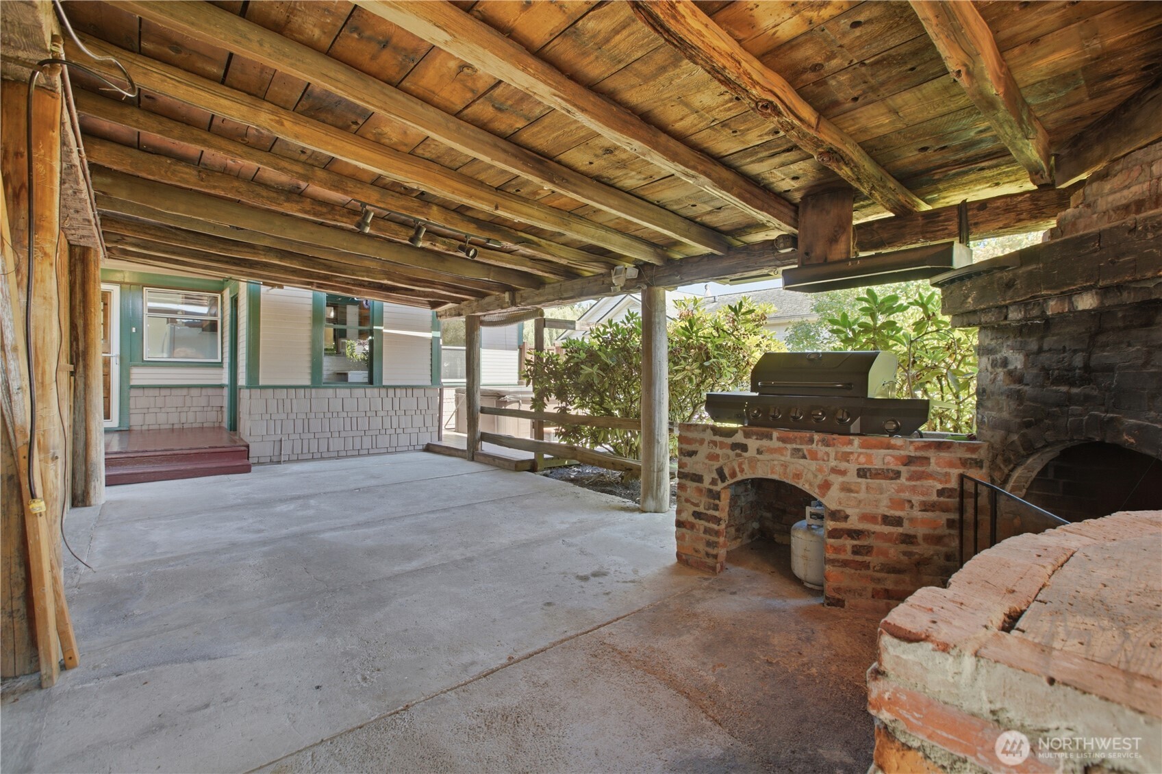 401 Varner Avenue Property Photo 24