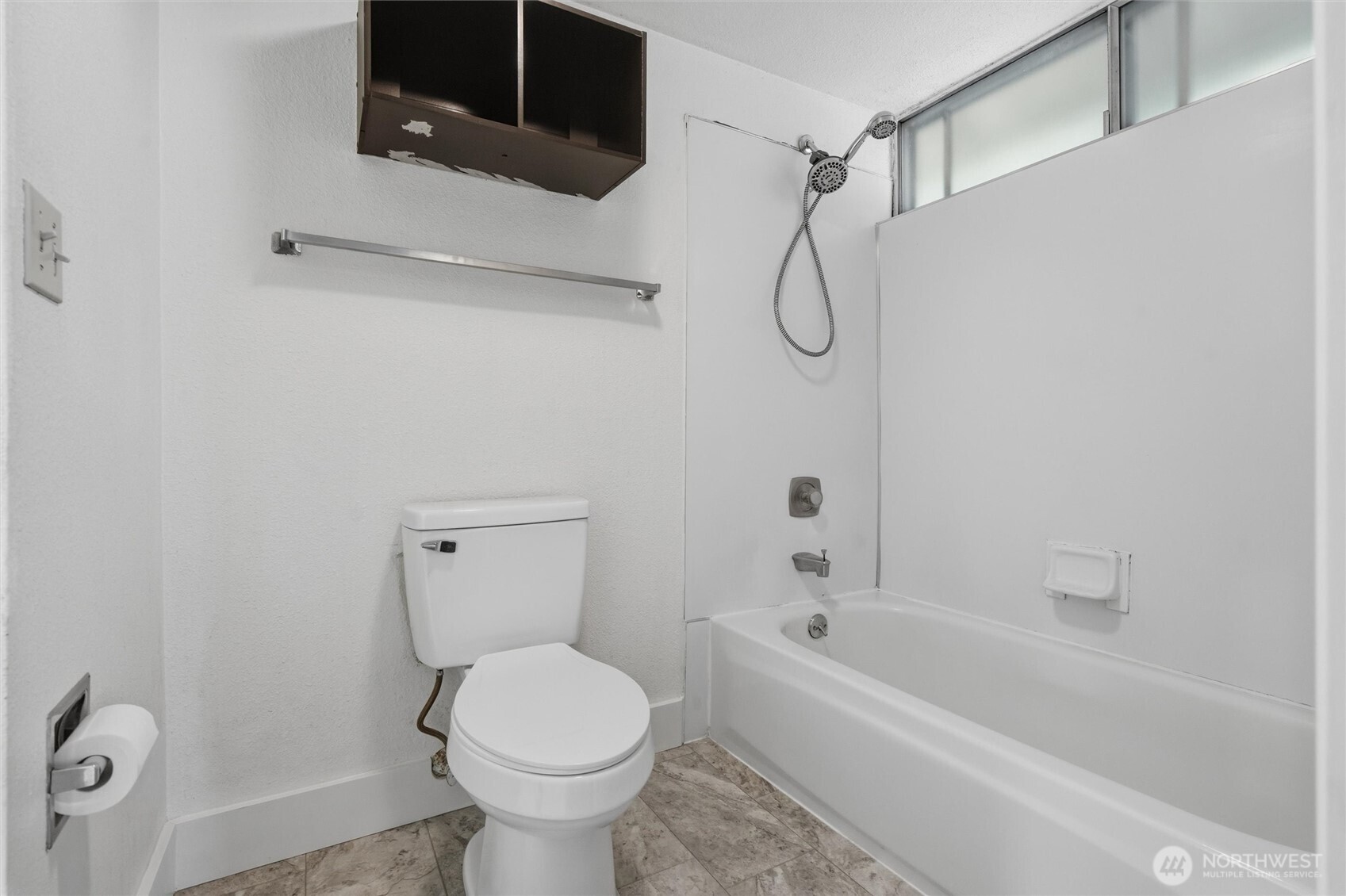 2795 Ne John Carlson Road Property Photo 17