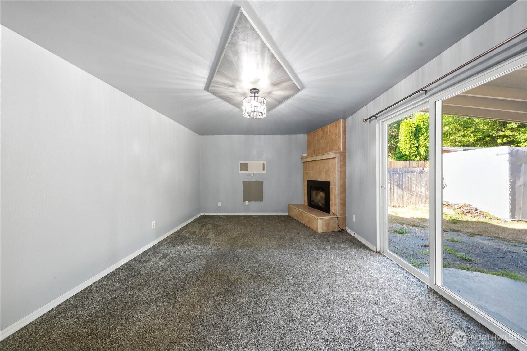 14229 Ne 55th Avenue Property Photo 10
