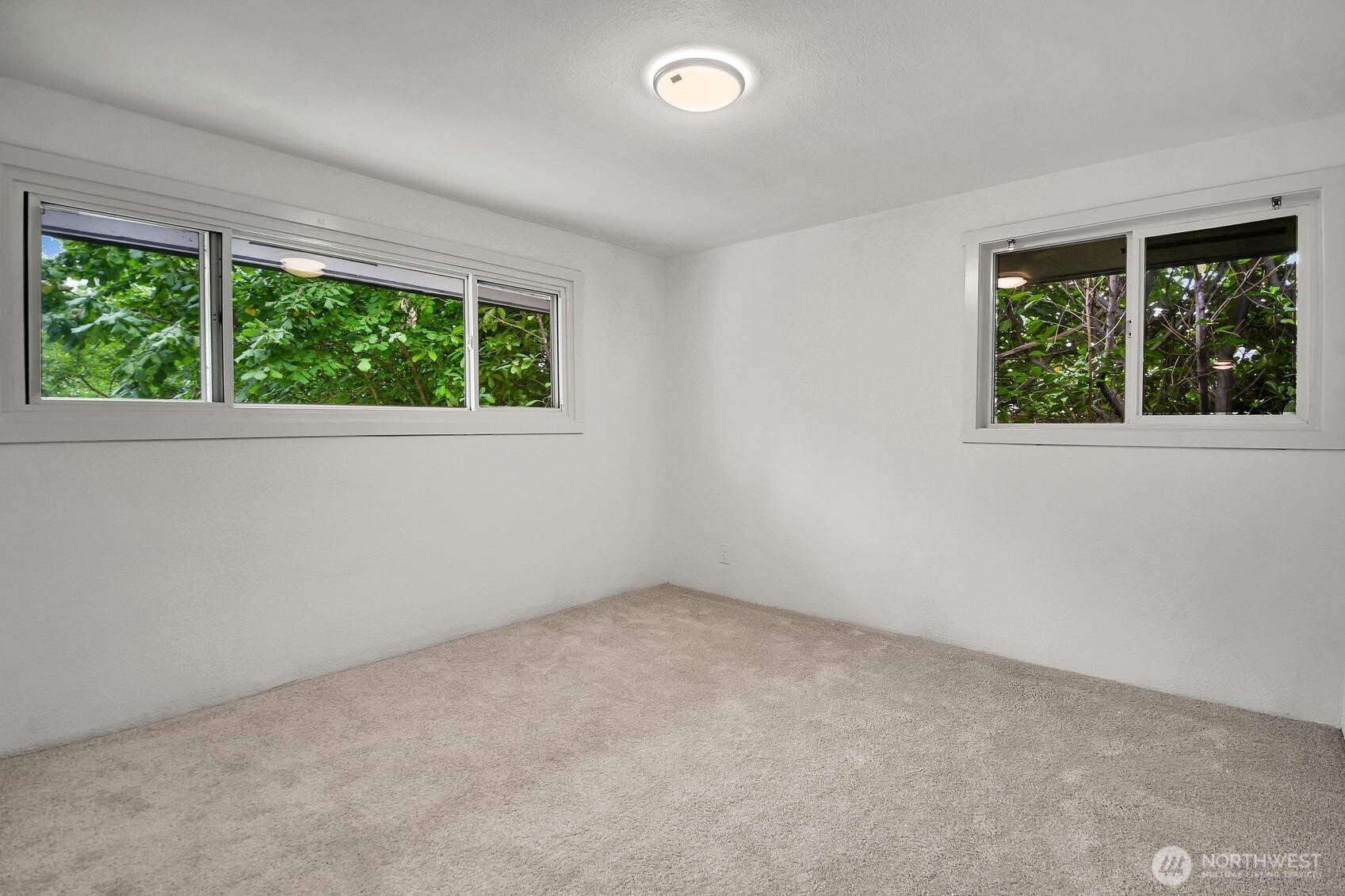 2328 Tacoma Avenue Property Photo 11