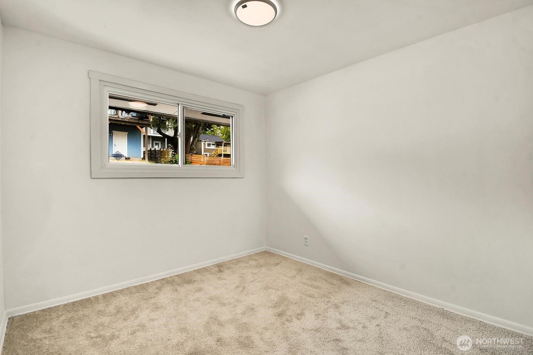 2328 Tacoma Avenue Property Photo 14