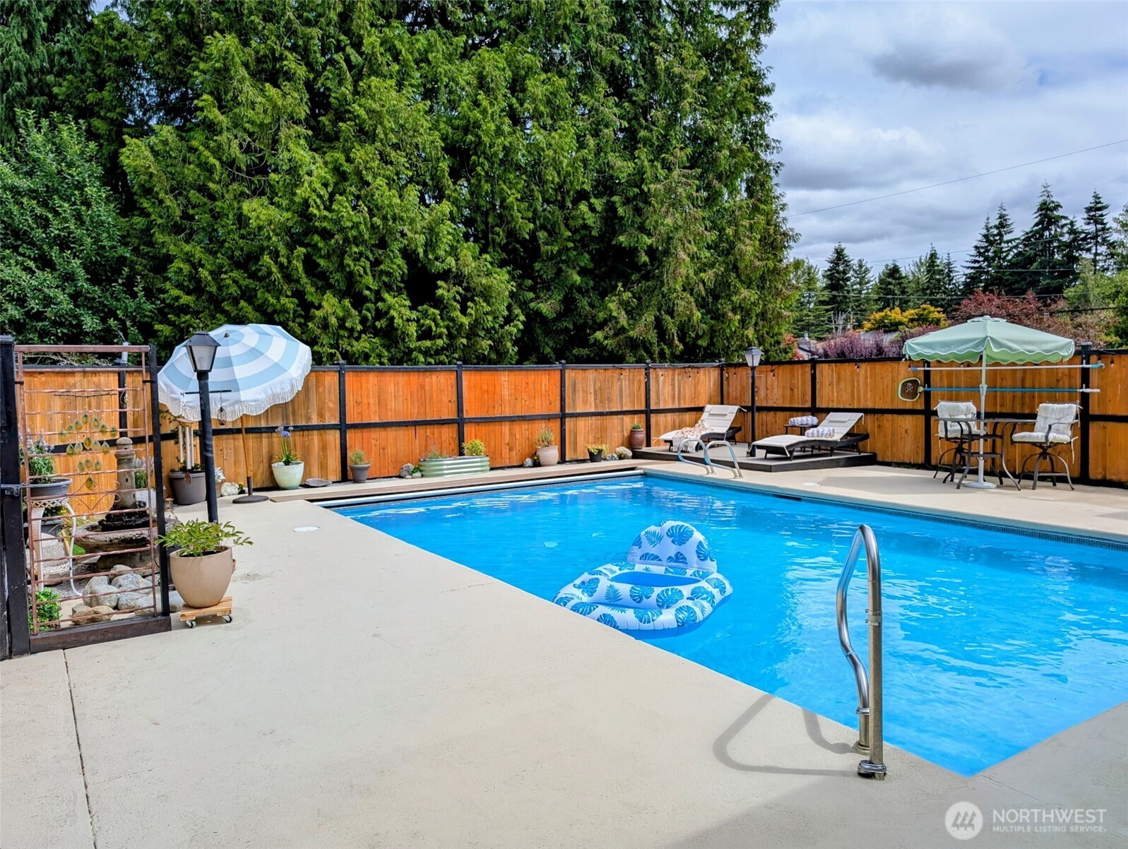 224 S 166th Street Property Photo 1