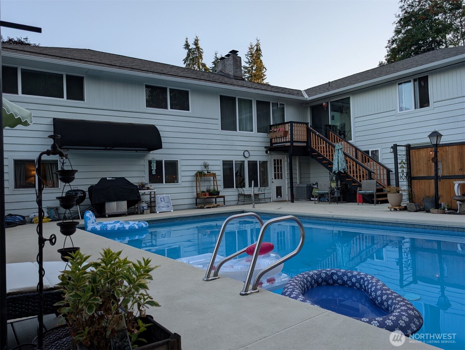 224 S 166th Street Property Photo 3