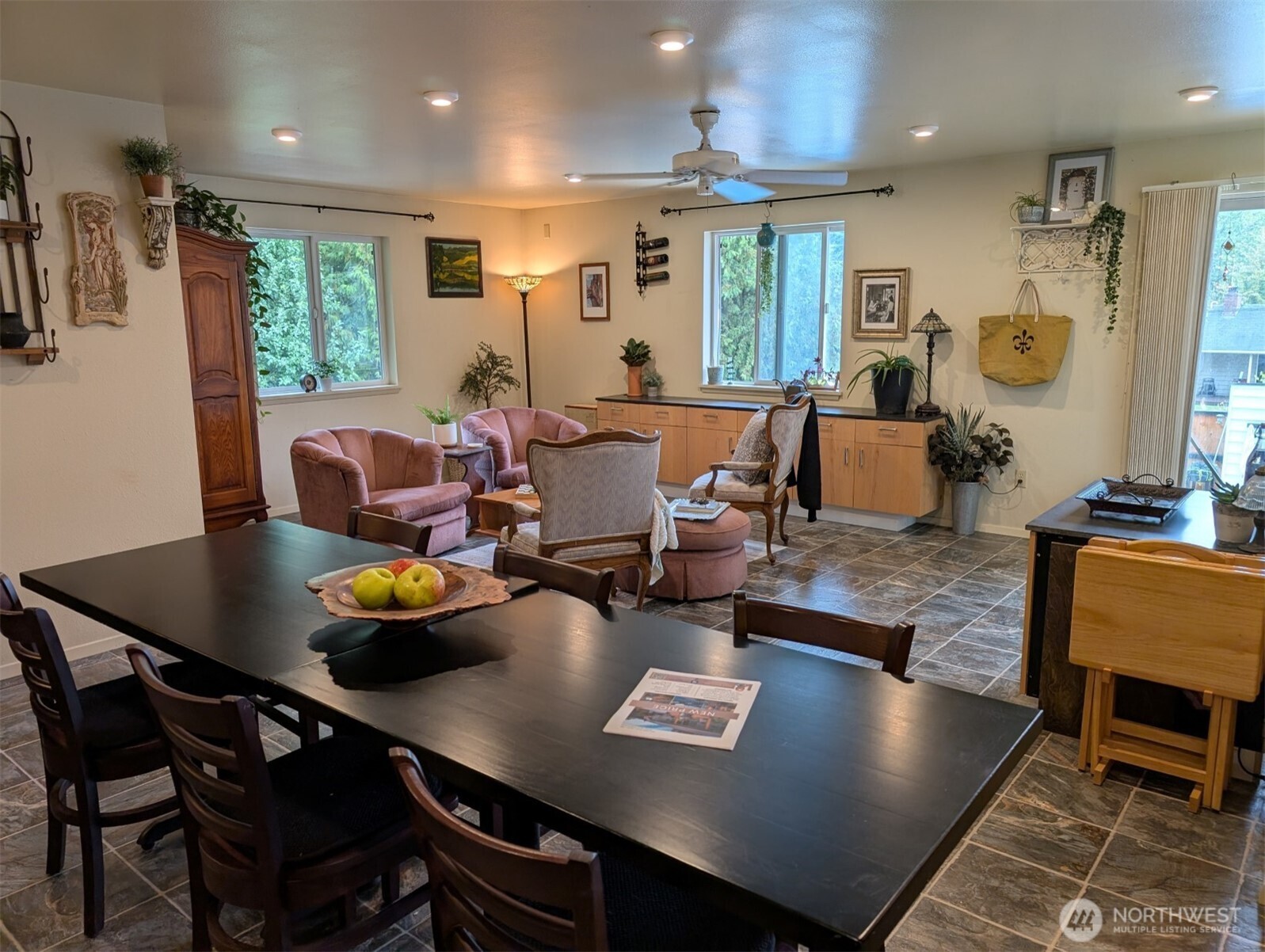 224 S 166th Street Property Photo 7