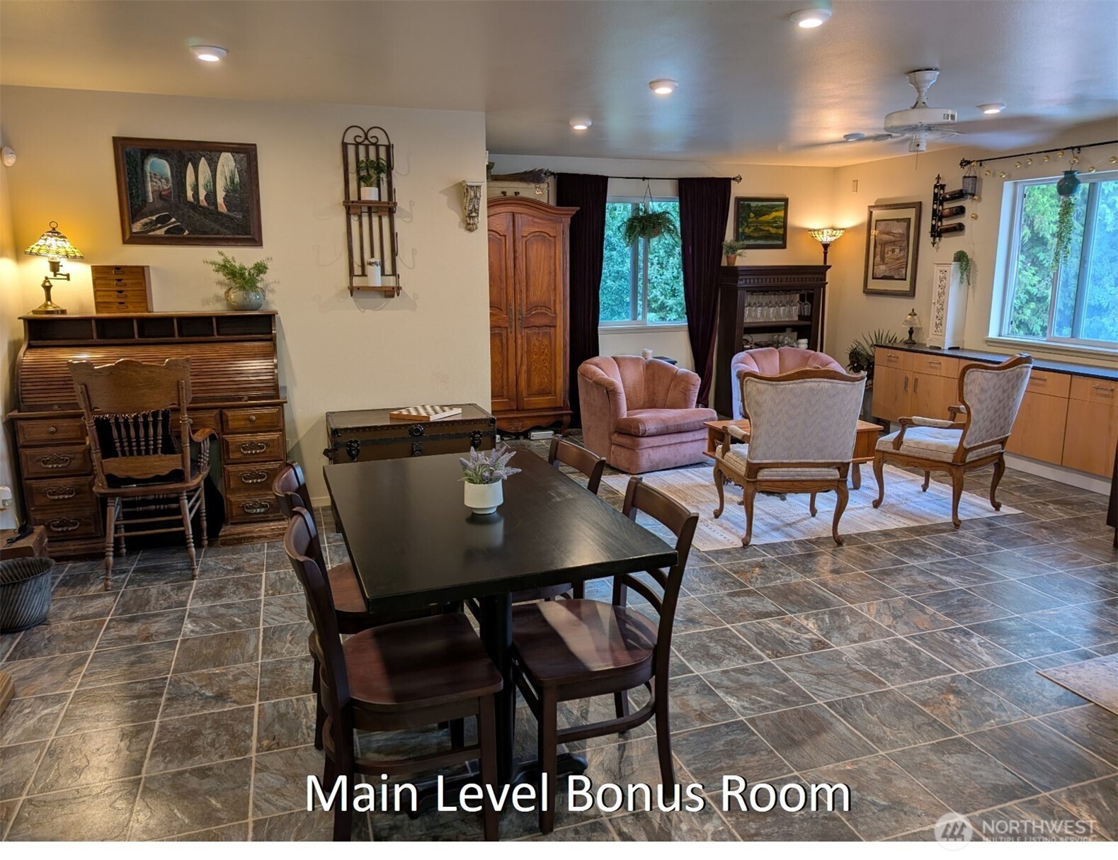 224 S 166th Street Property Photo 8