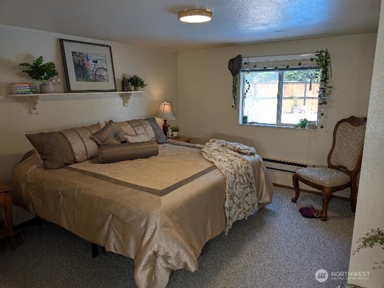 224 S 166th Street Property Photo 9