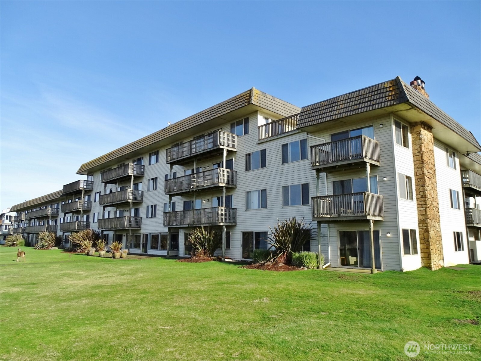 615 Ocean Shores Boulevard 201 Property Photo 29