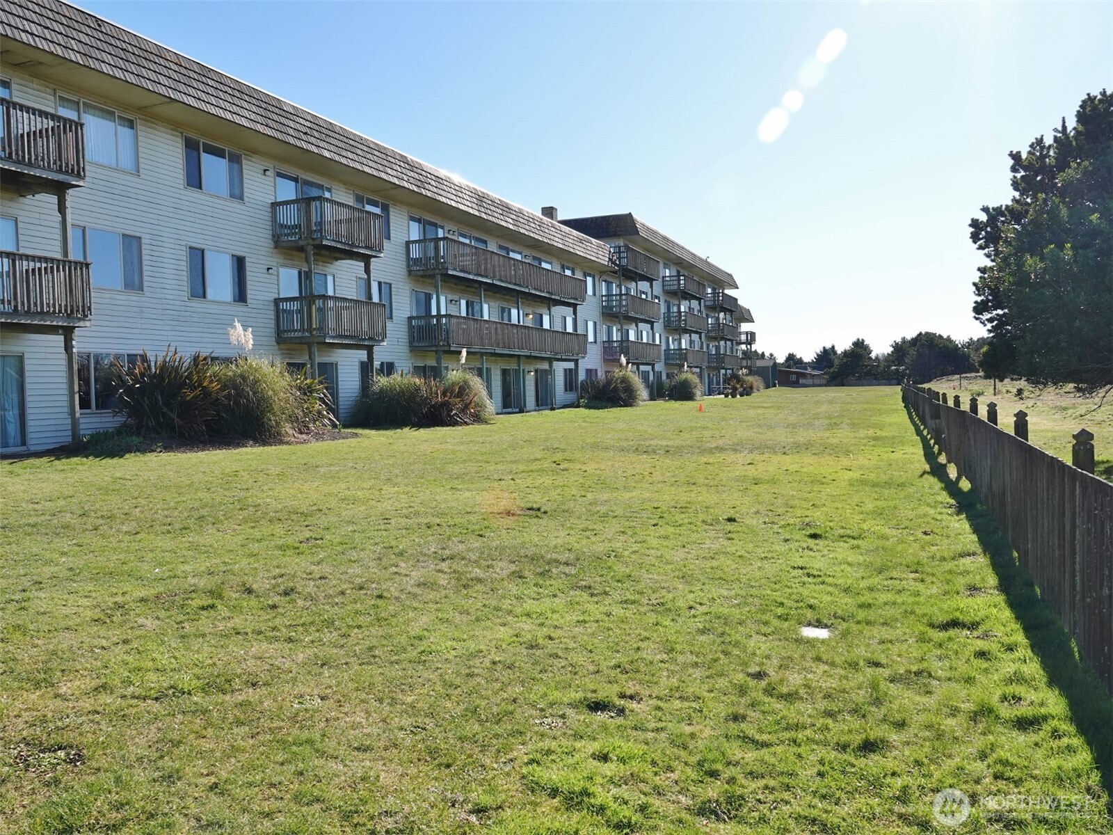 615 Ocean Shores Boulevard 201 Property Photo 31