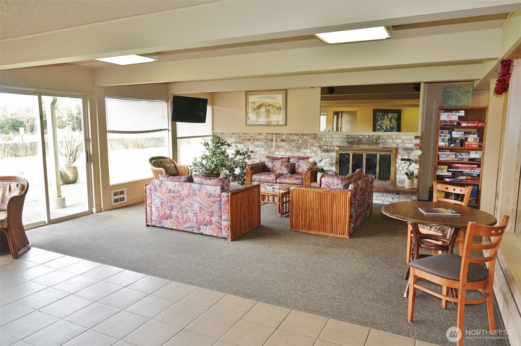 615 Ocean Shores Boulevard 201 Property Photo 36