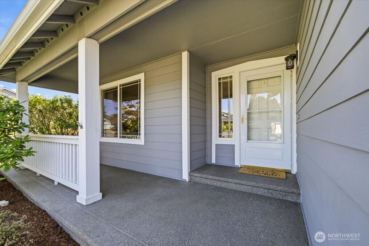 5408 209th Street Property Photo 3