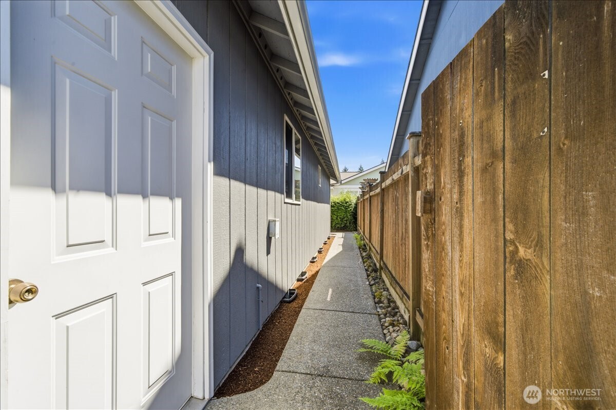 5408 209th Street Property Photo 22