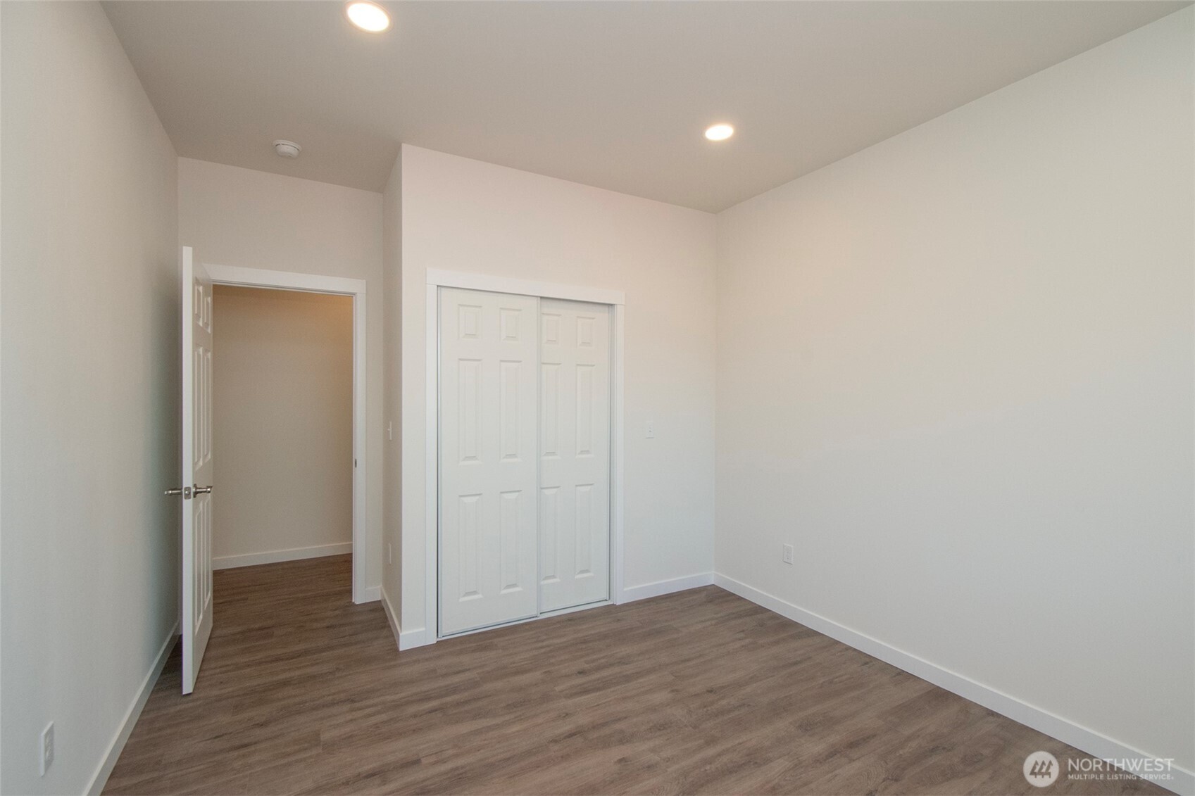 1917 W 10th Street Property Photo 19