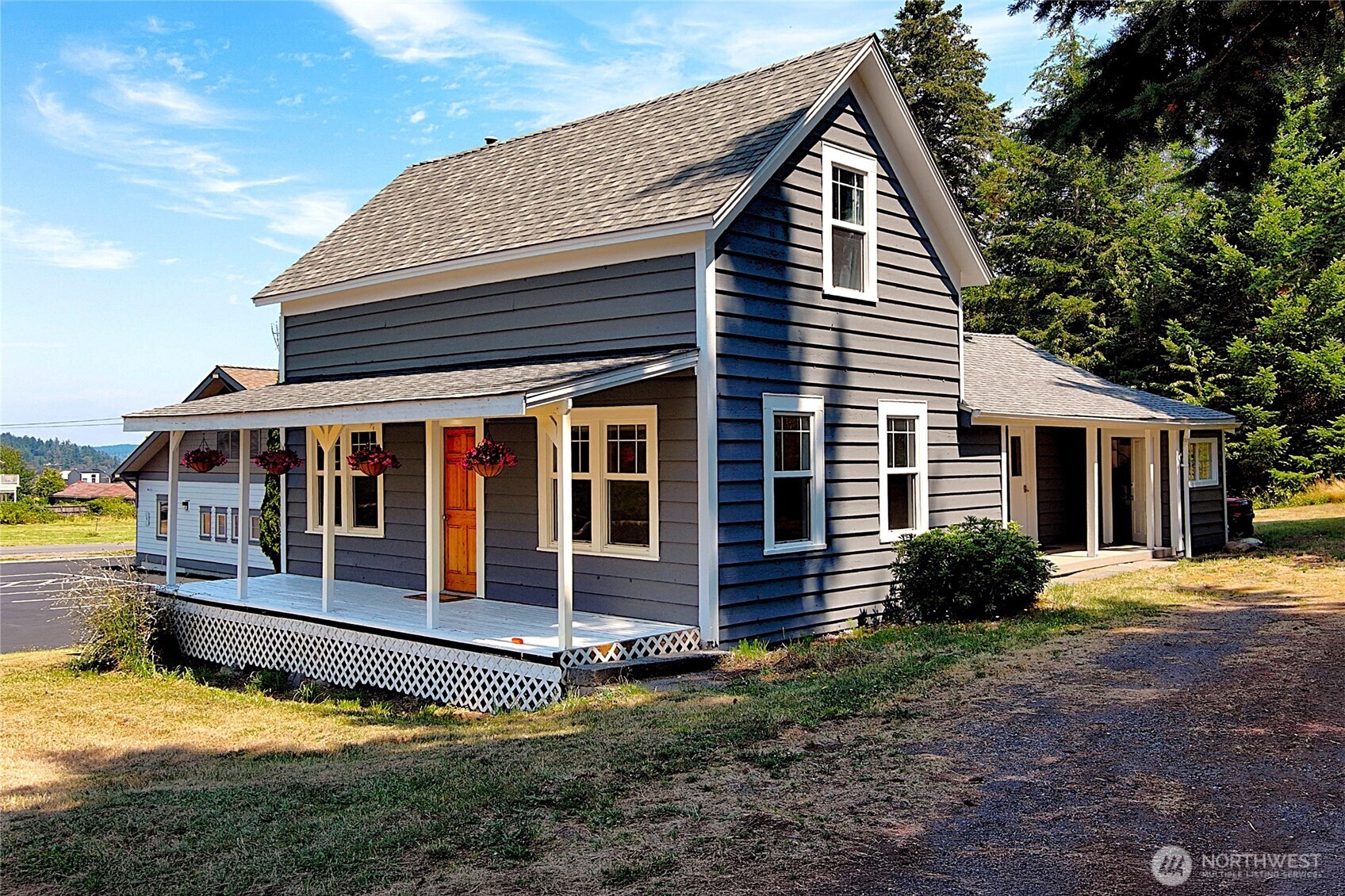 650 Argyle Avenue Property Photo 3