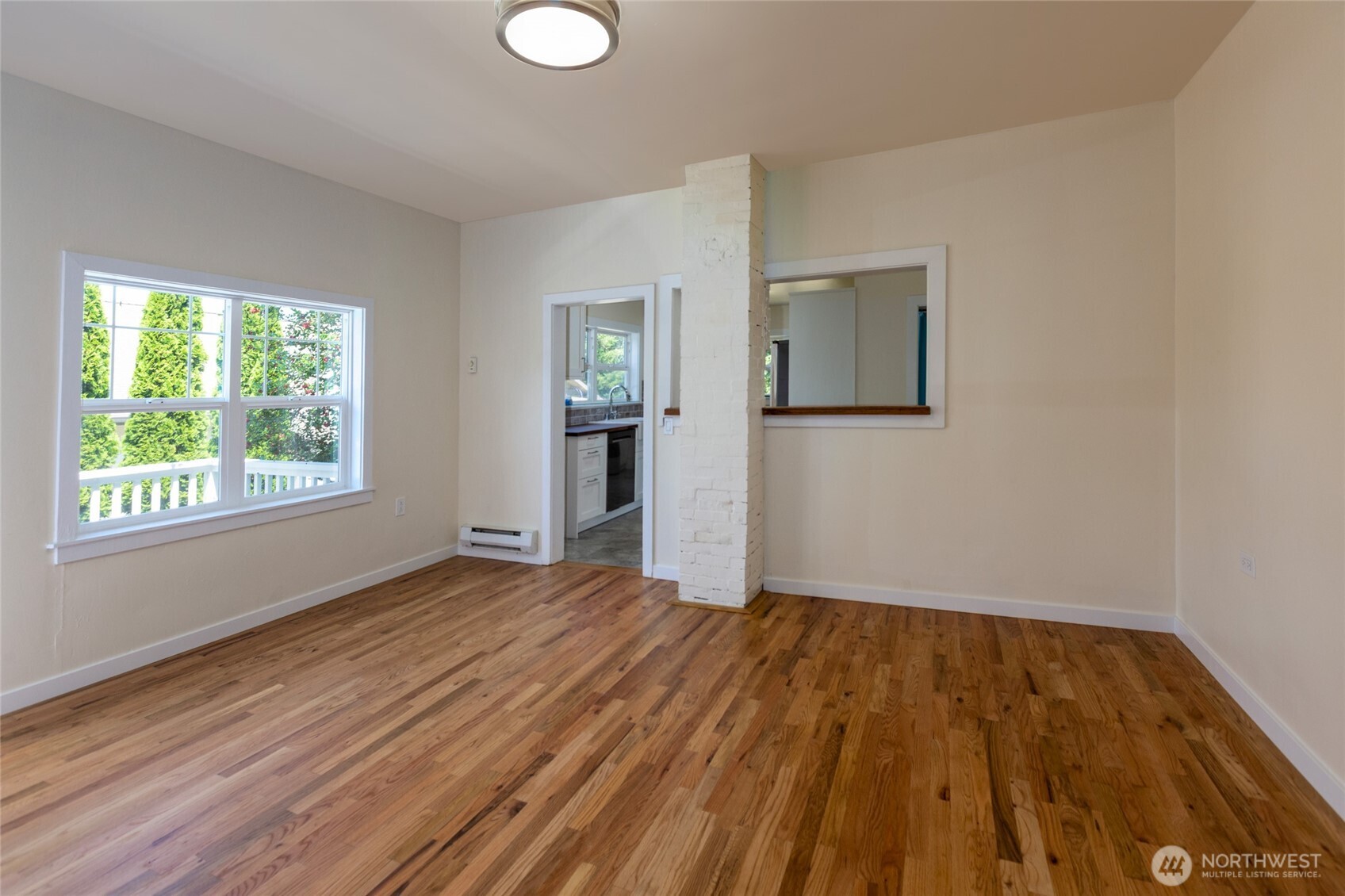 650 Argyle Avenue Property Photo 13