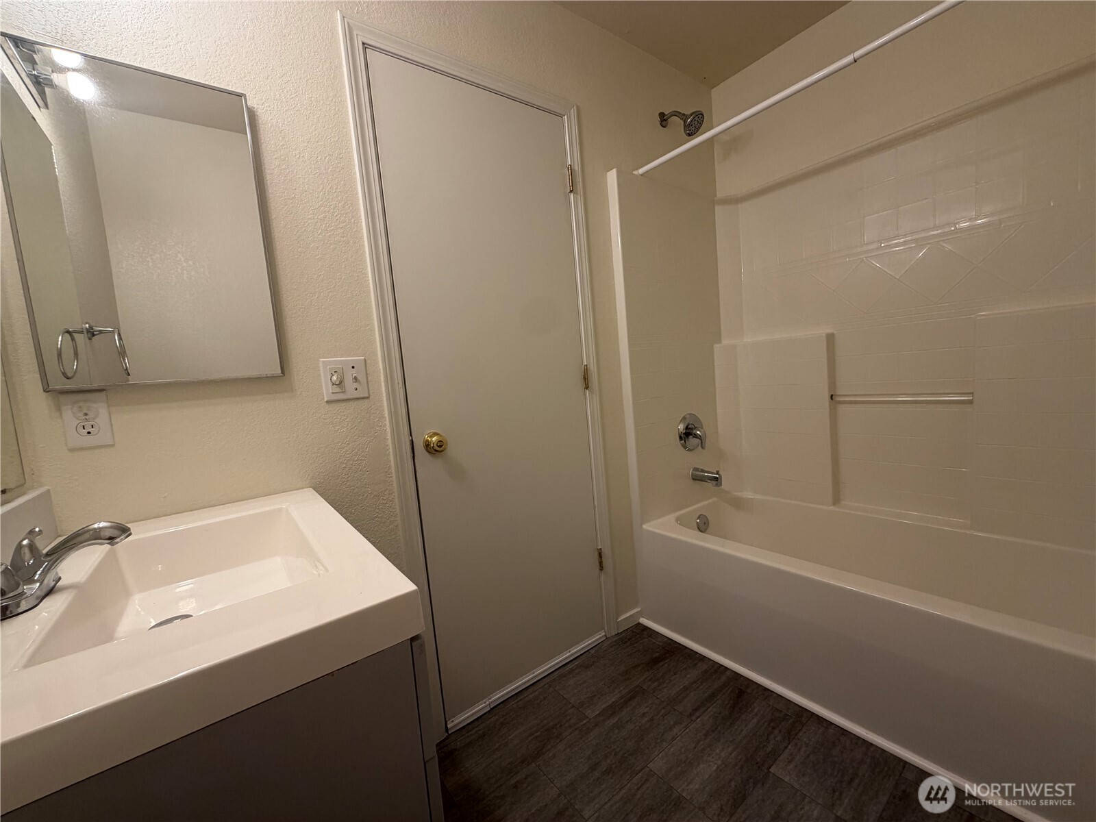 1626 Sundrop Lane Property Photo 8
