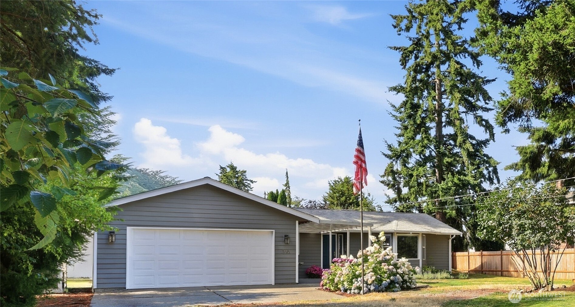 390 Cambrae Drive Property Photo 1