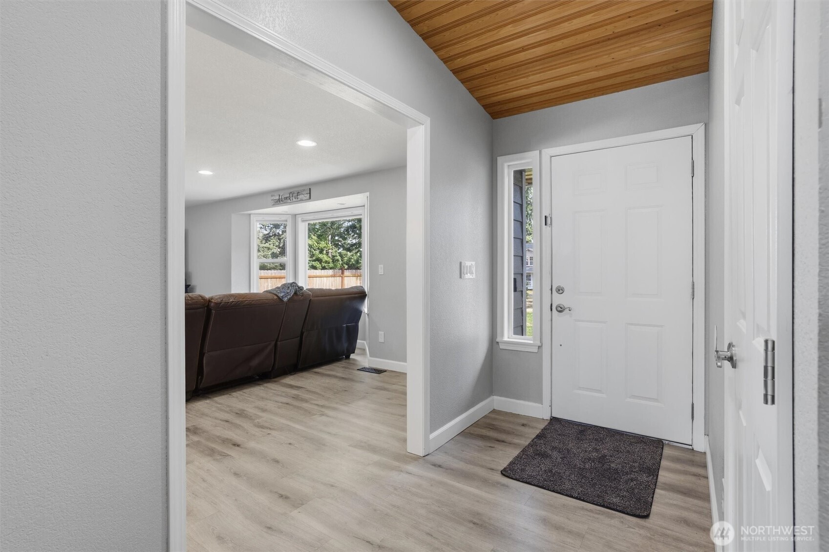 390 Cambrae Drive Property Photo 4
