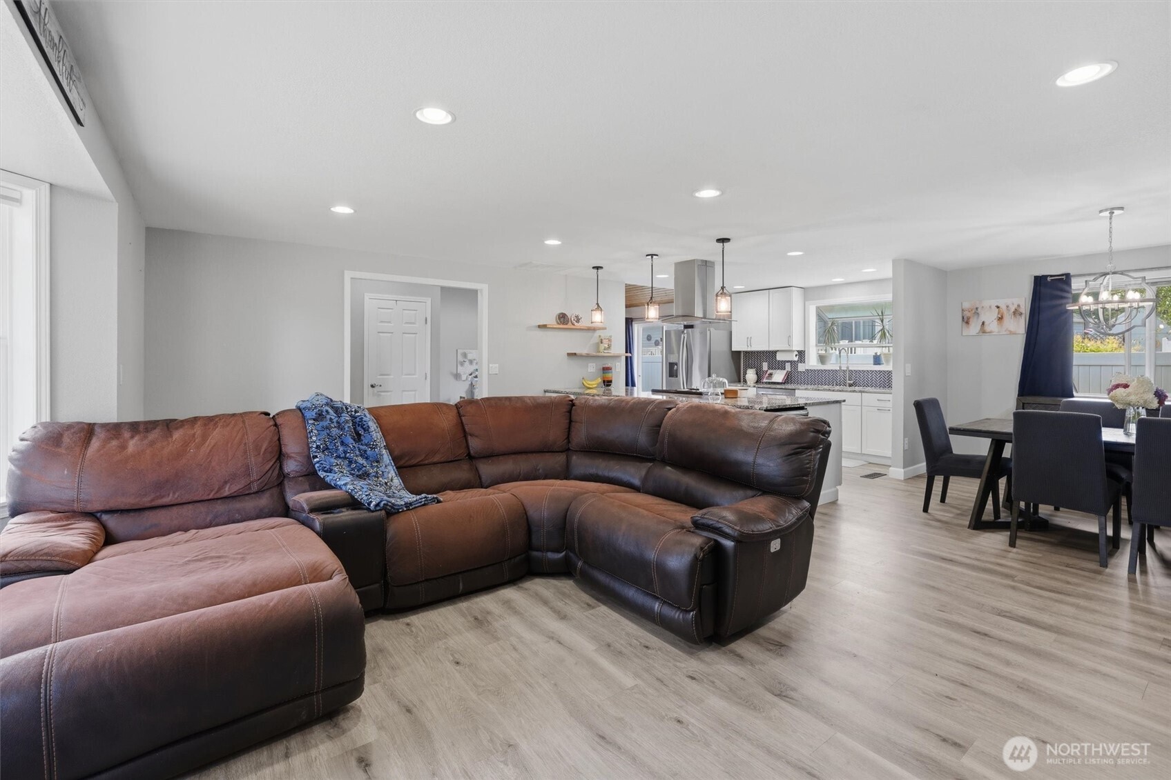 390 Cambrae Drive Property Photo 18