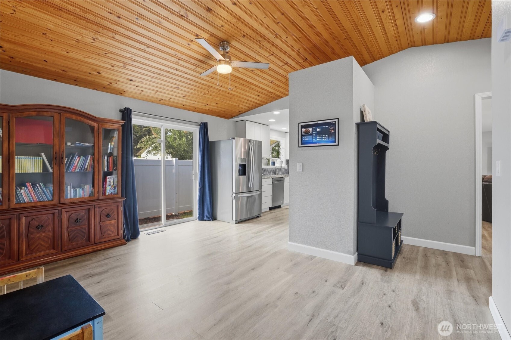 390 Cambrae Drive Property Photo 21