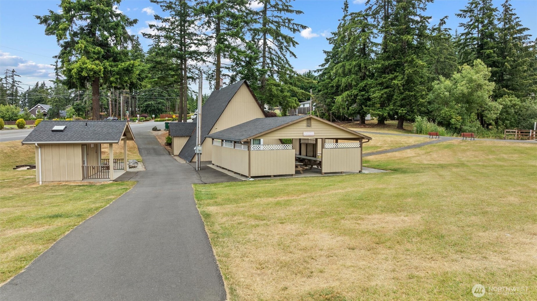 390 Cambrae Drive Property Photo 40