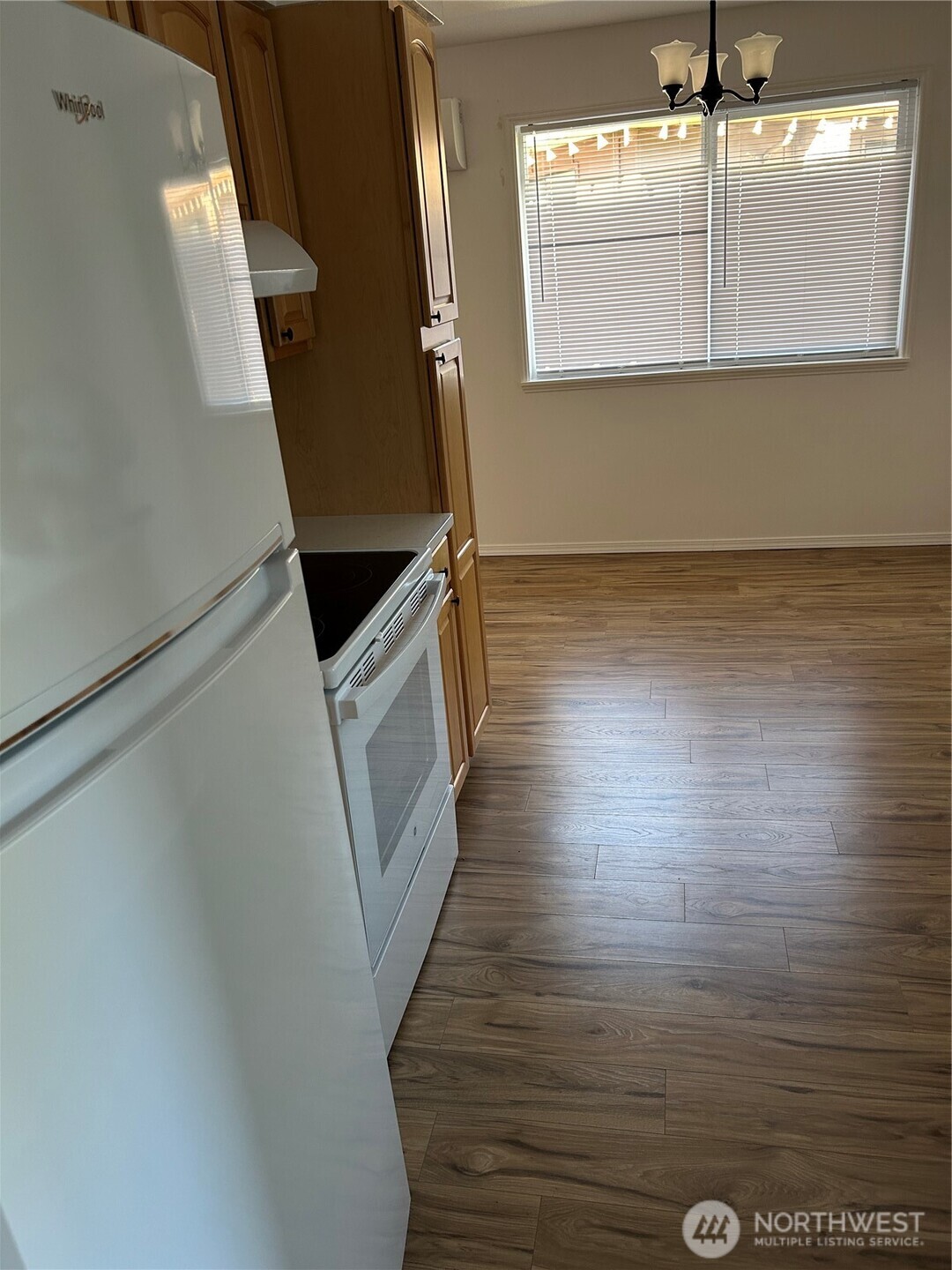 2806 Garden Court D Property Photo 8