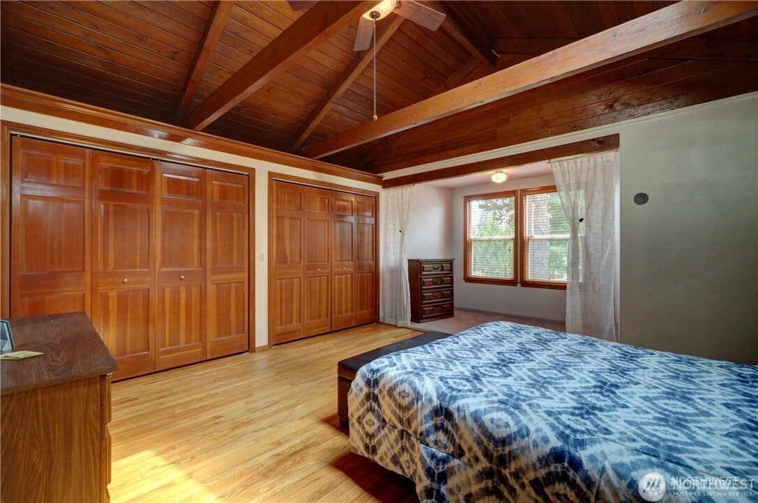 1325 23rd Avenue Property Photo 10