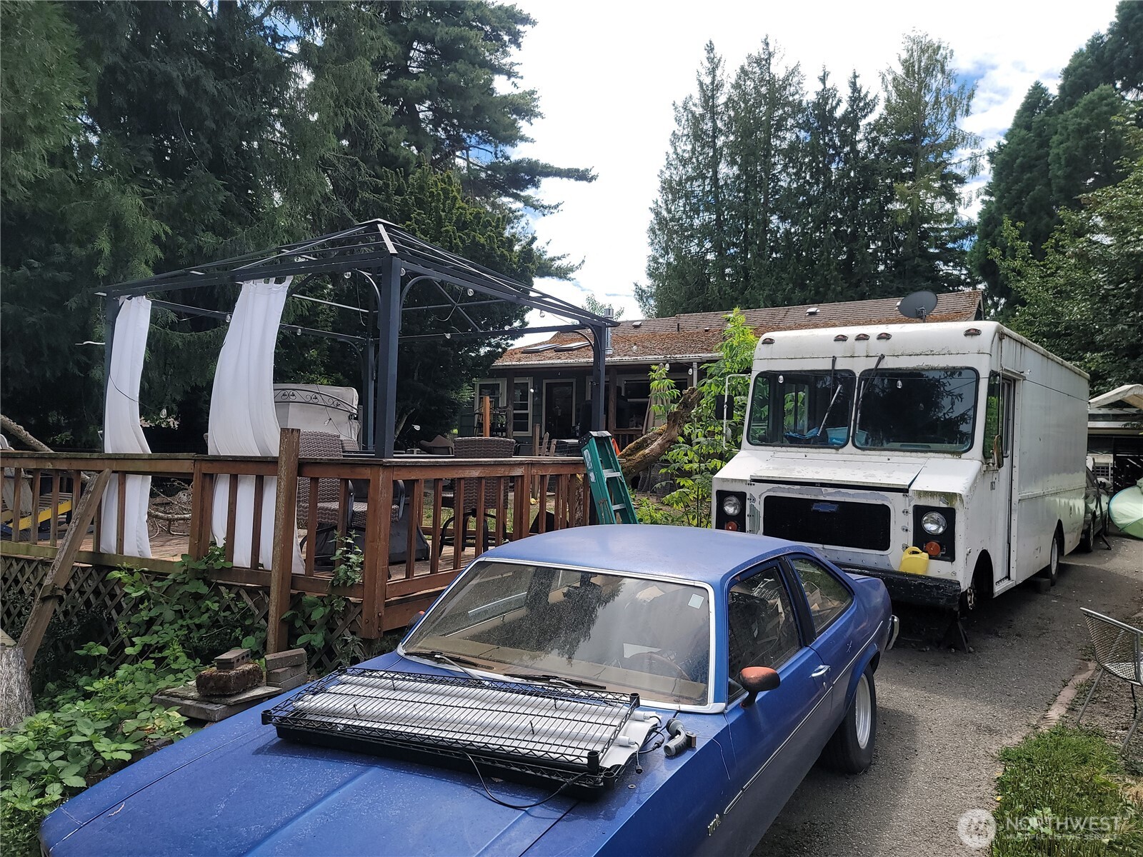 1325 23rd Avenue Property Photo 13