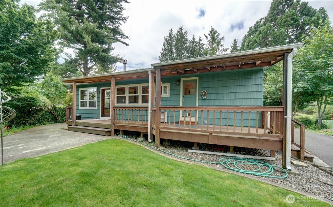 1325 23rd Avenue Property Photo 14