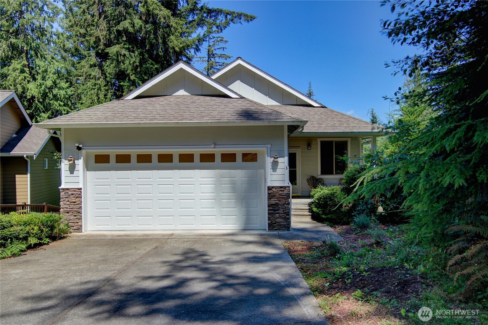 3 Sweetclover Circle Property Photo 1