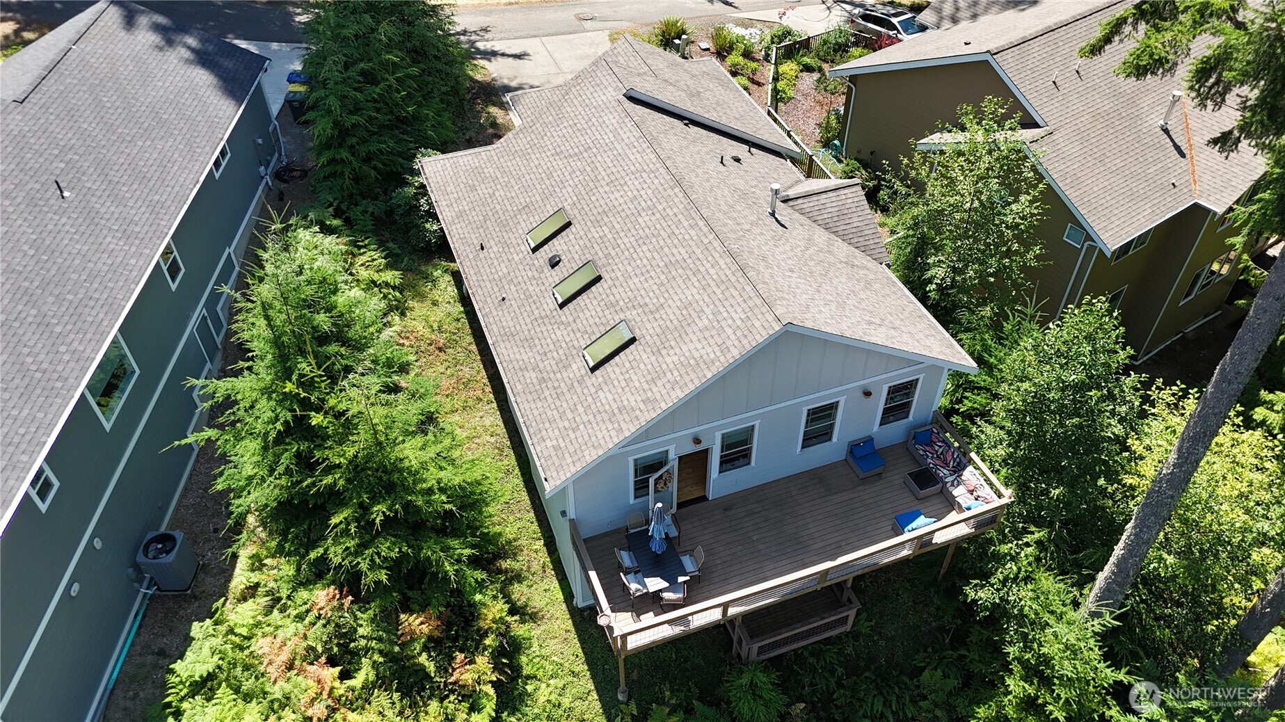 3 Sweetclover Circle Property Photo 2