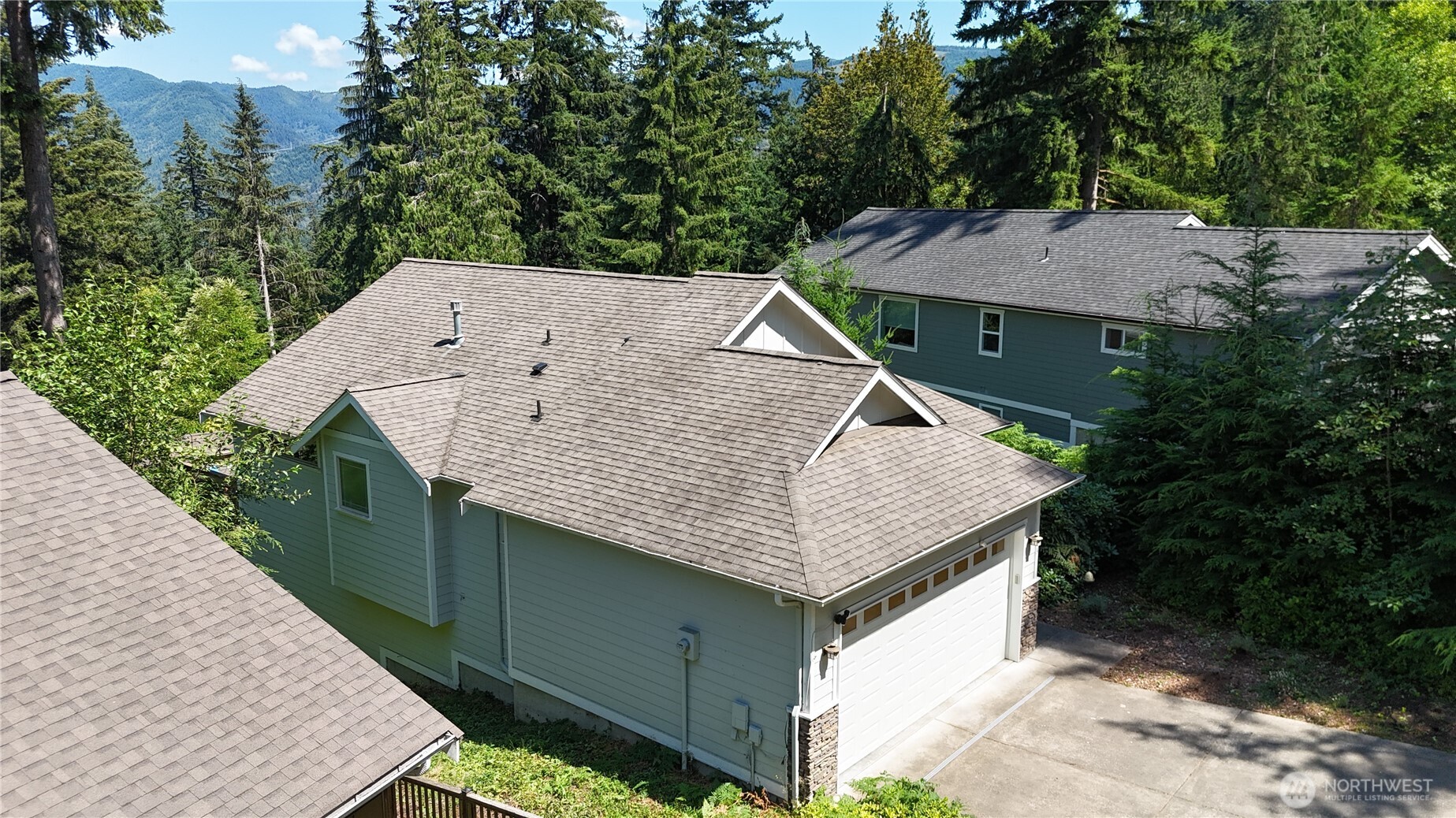 3 Sweetclover Circle Property Photo 4