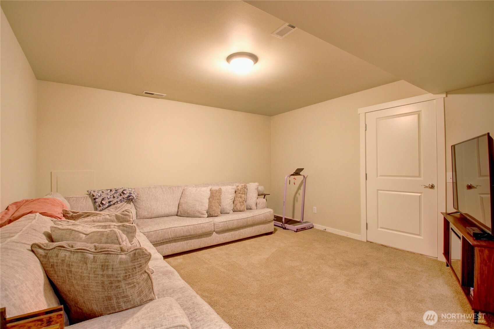 3 Sweetclover Circle Property Photo 28