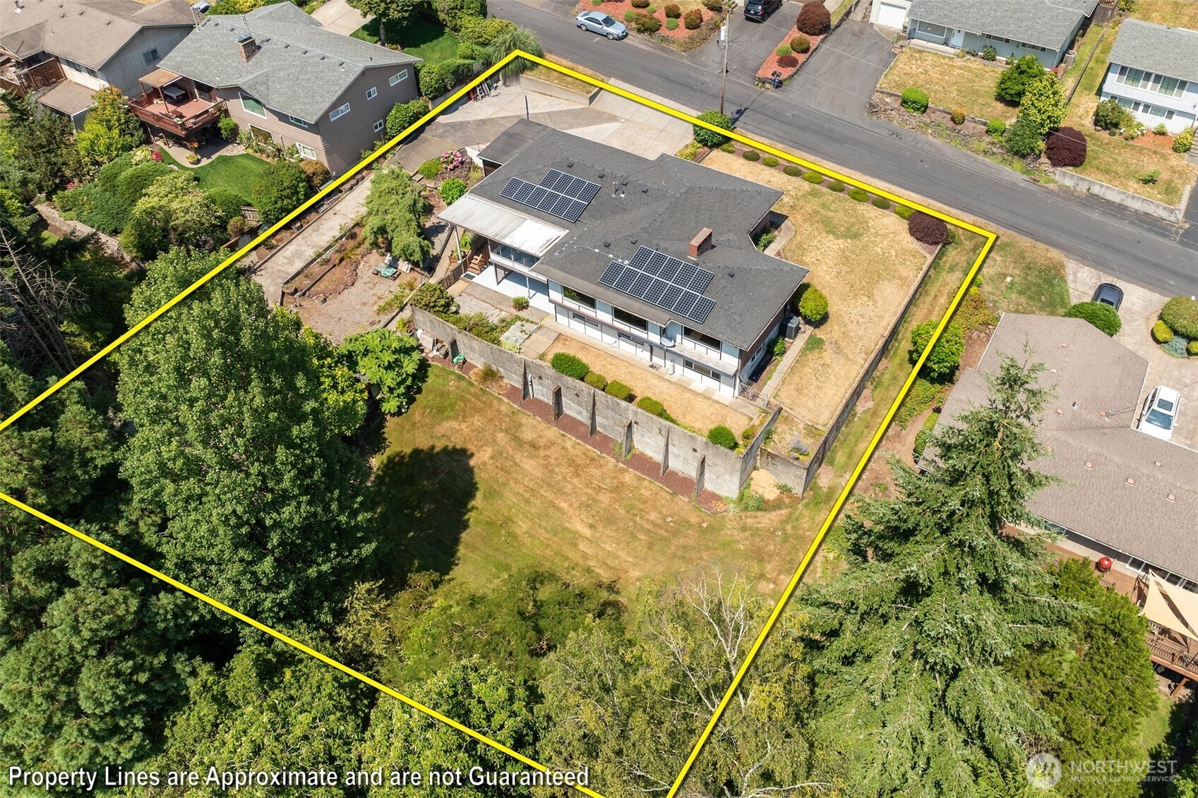 135 Victoria Street Property Photo 2