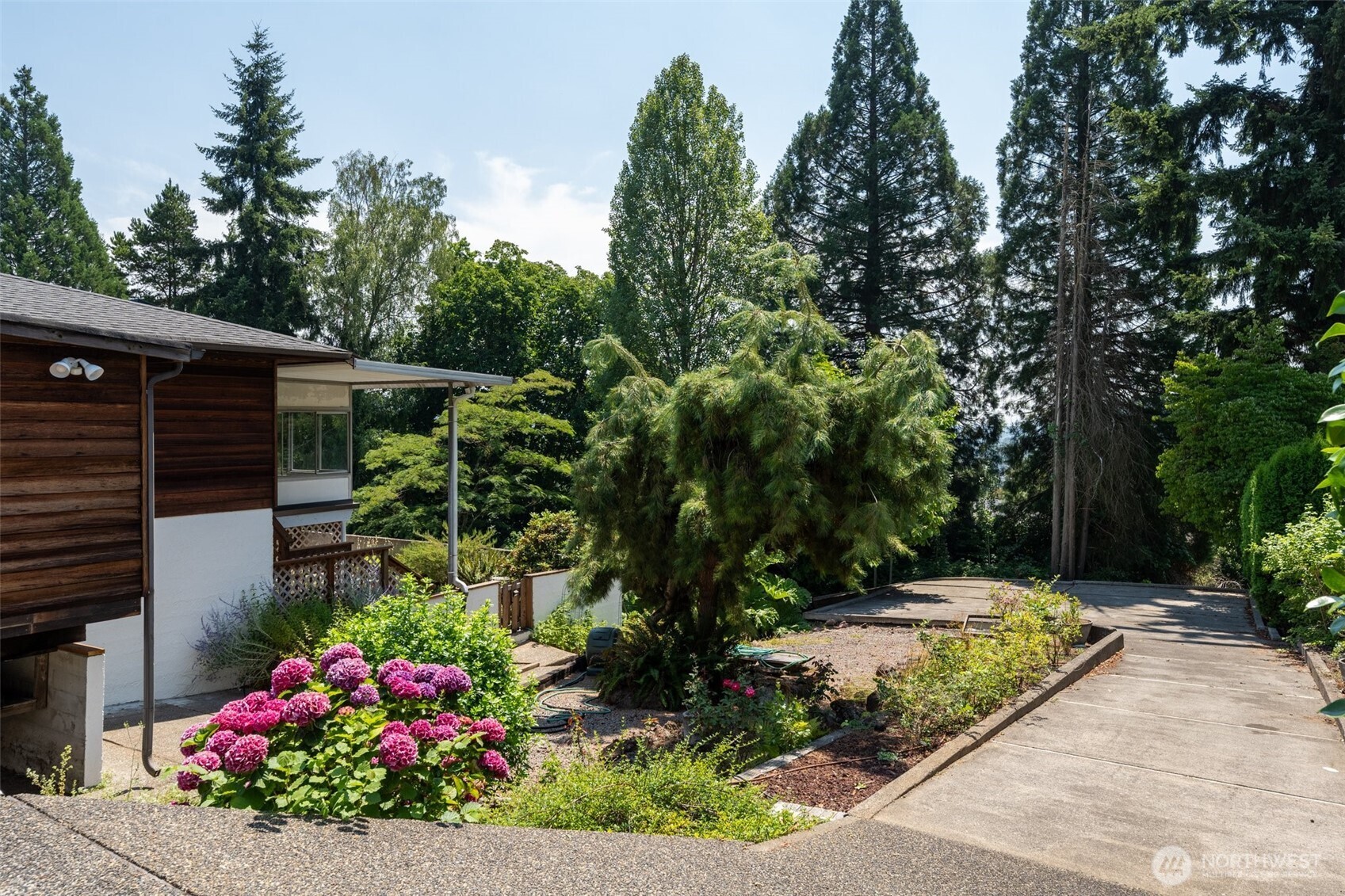 135 Victoria Street Property Photo 35