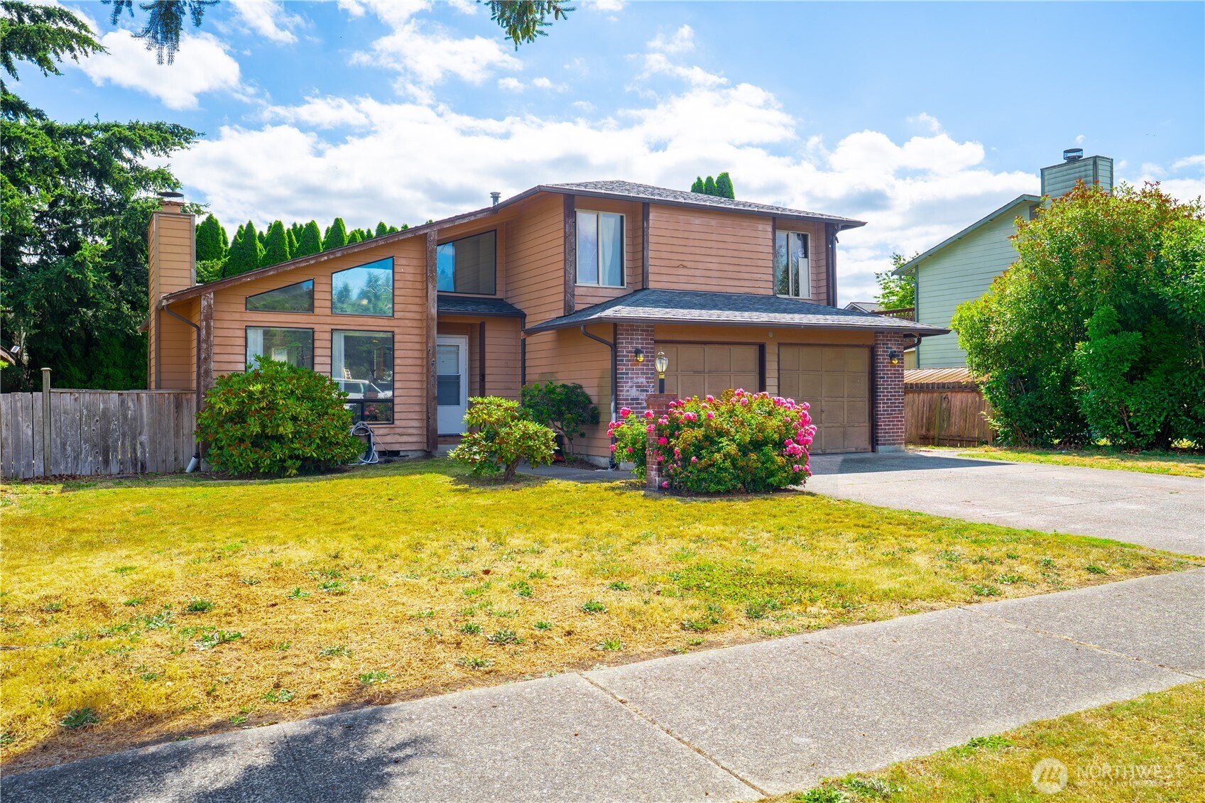 621 Glacier Avenue Property Photo 3