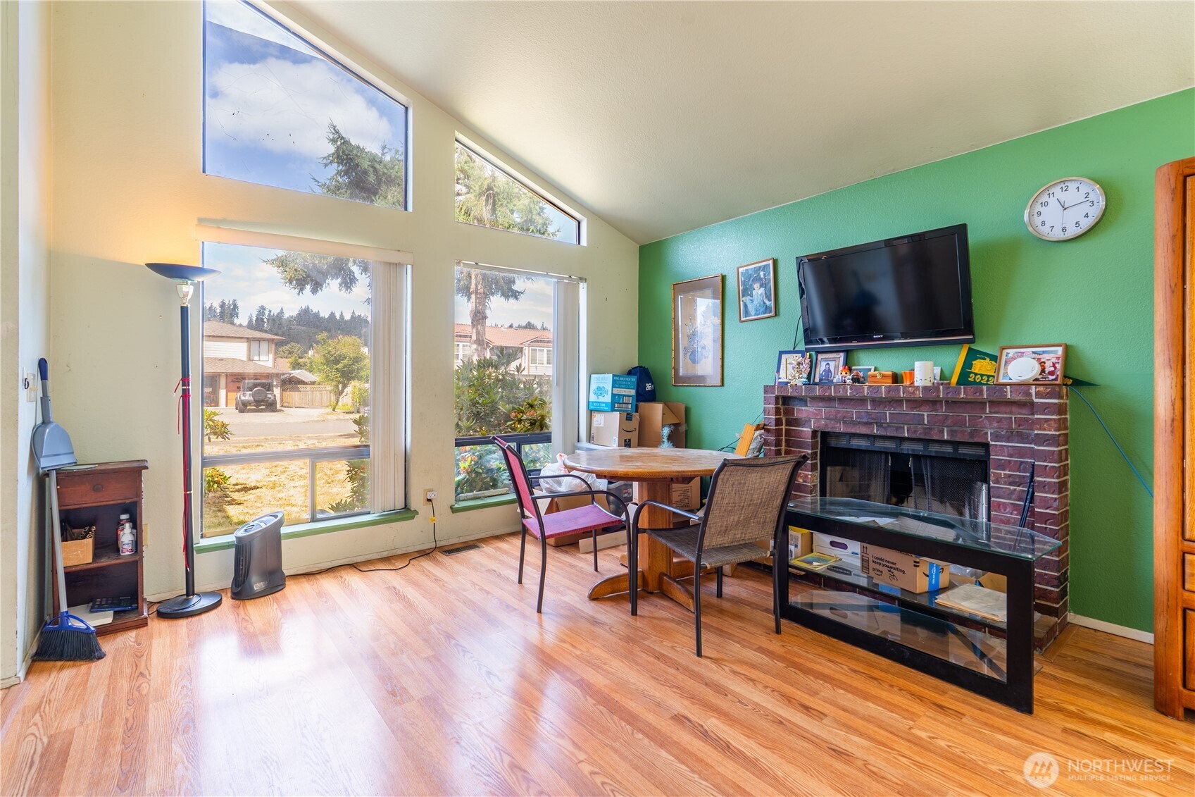 621 Glacier Avenue Property Photo 8