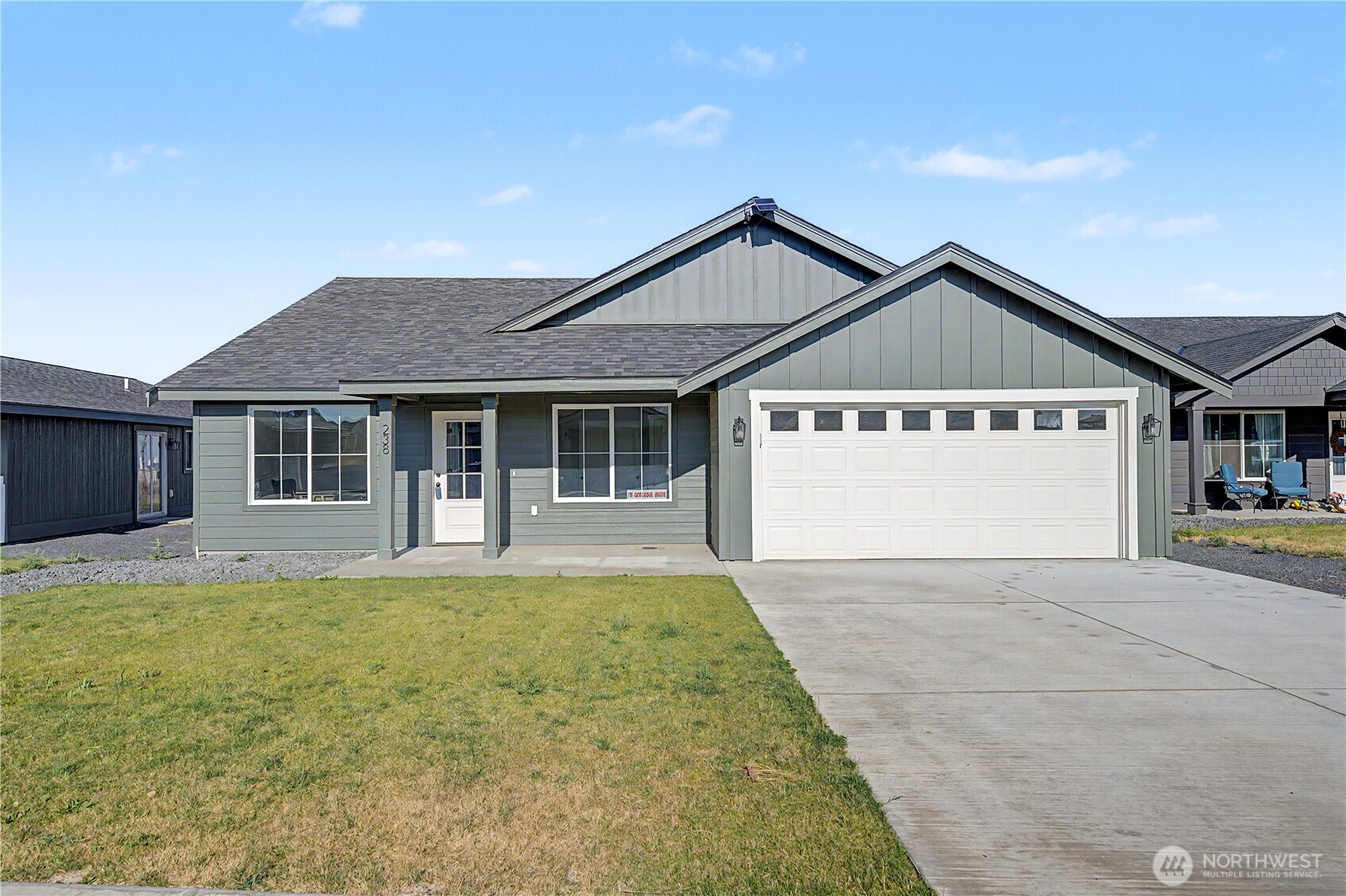 238 Parkside Pl Property Photo 1