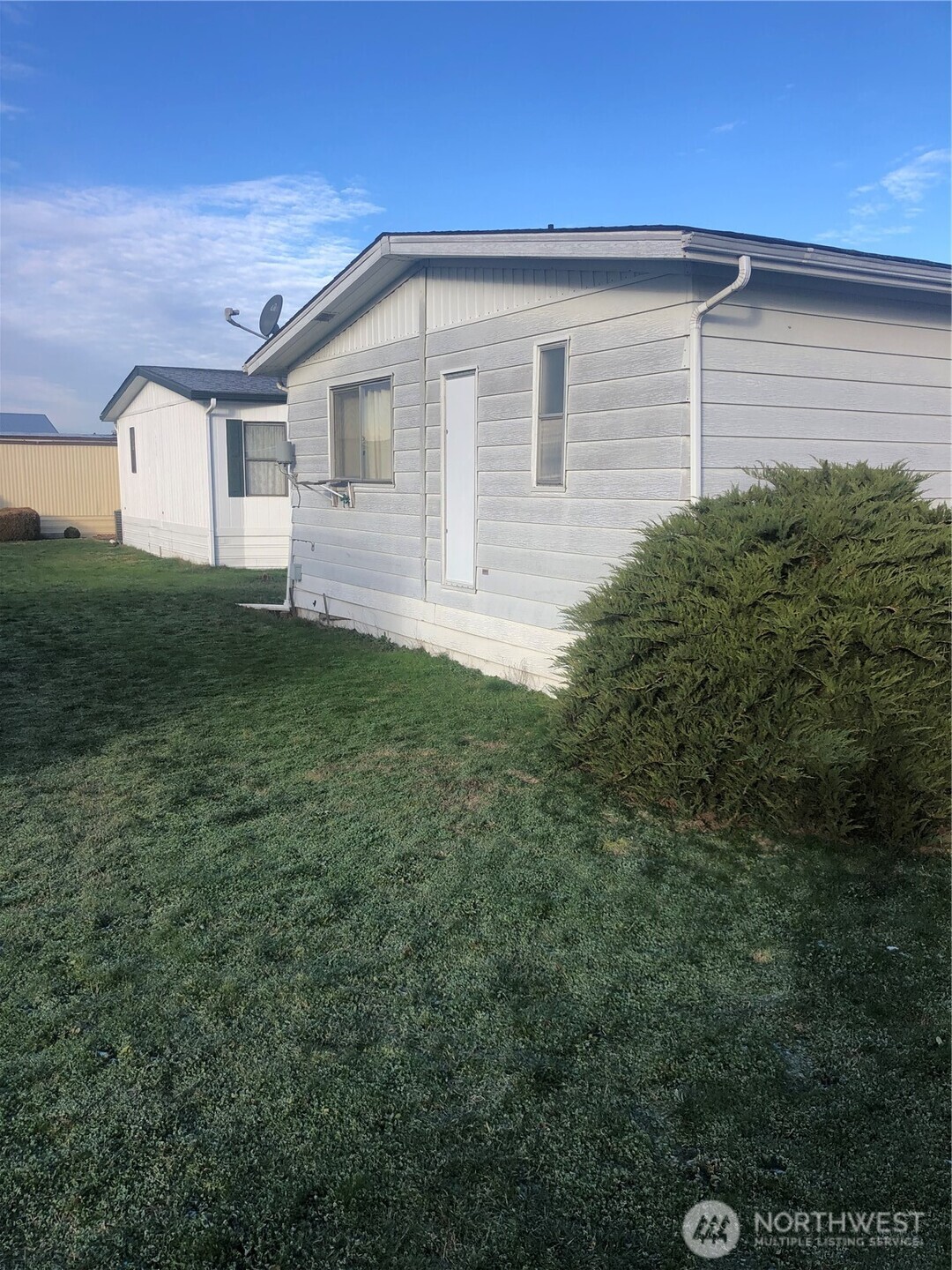 2410 Leisure Lane Property Photo 8